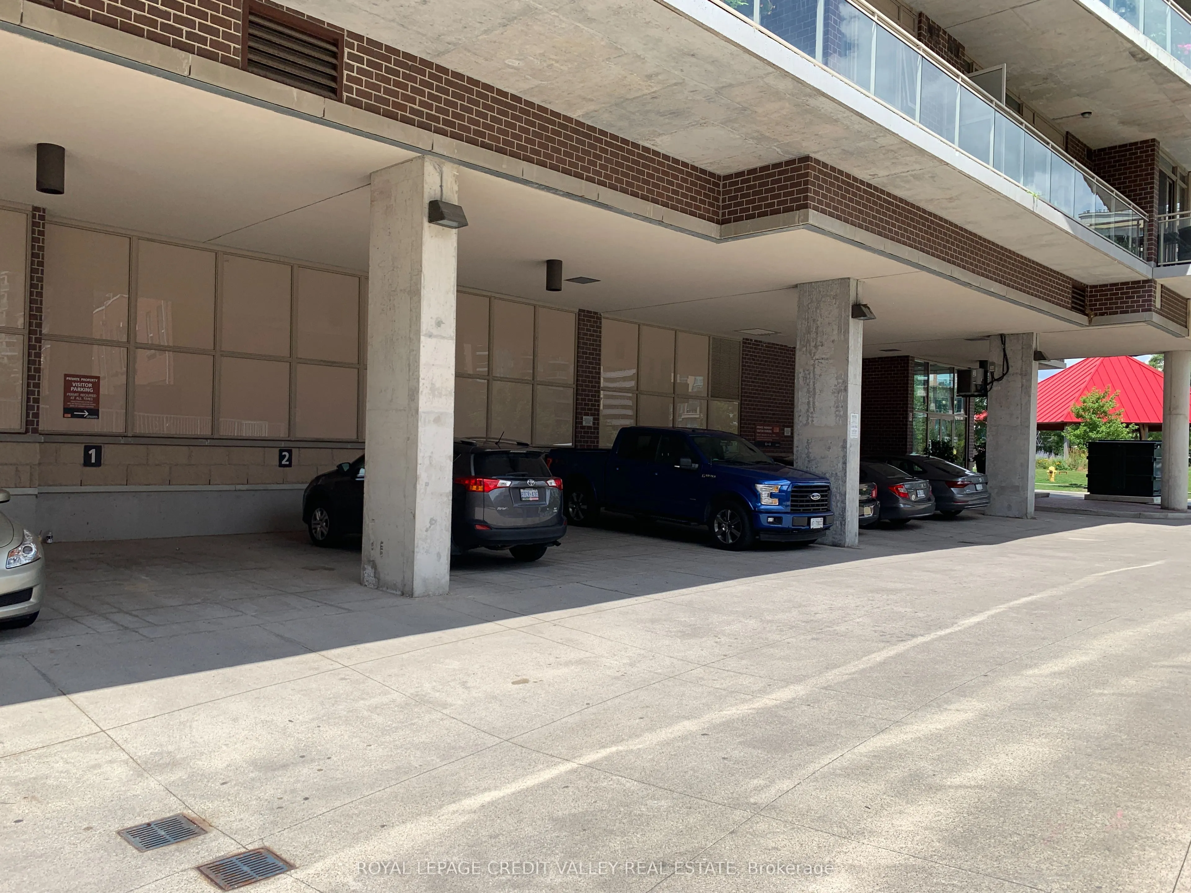 5101 Dundas Street W #308