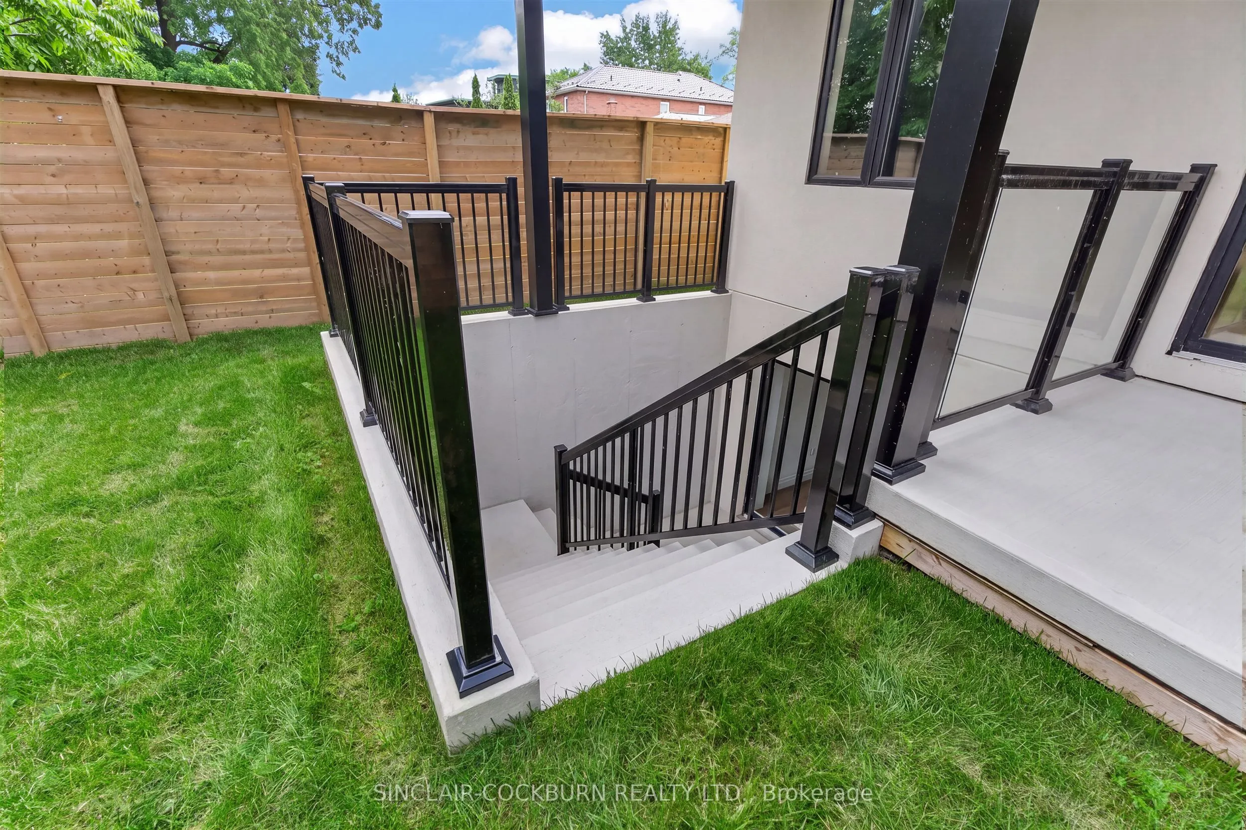 768 Montbeck Crescent