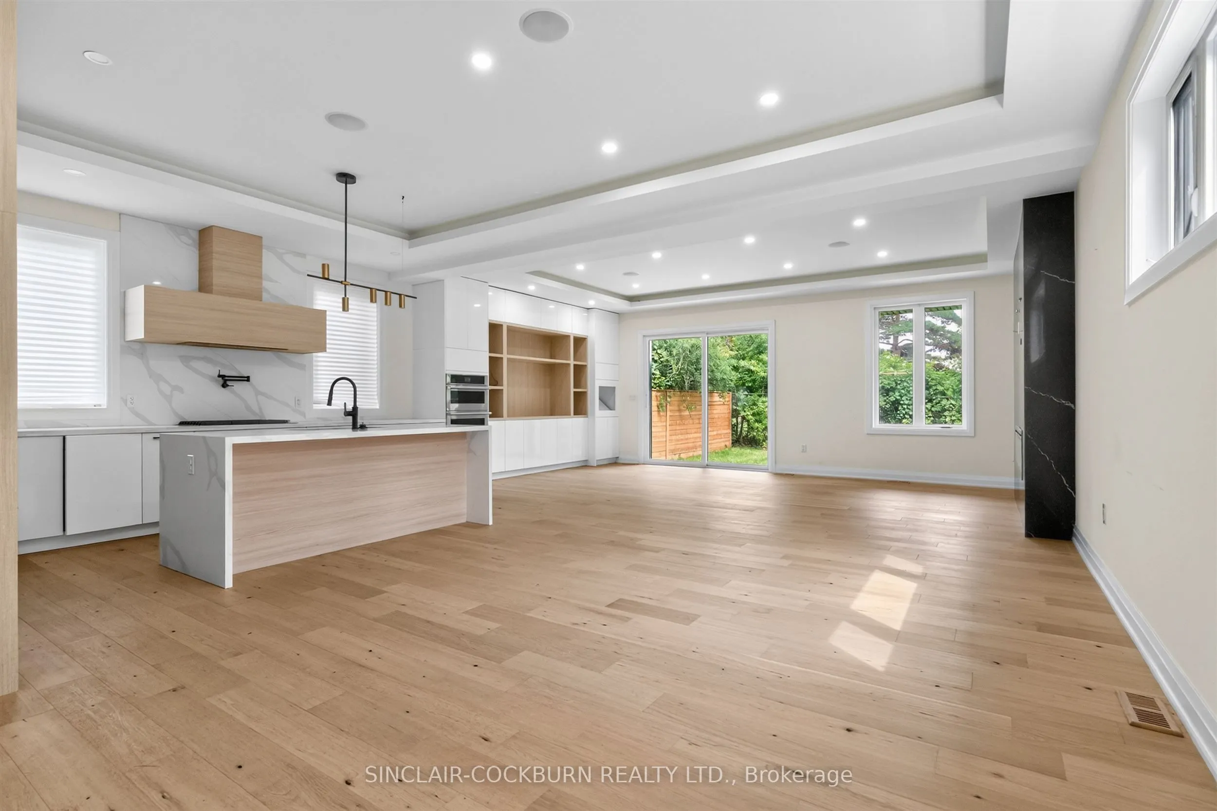 768 Montbeck Crescent