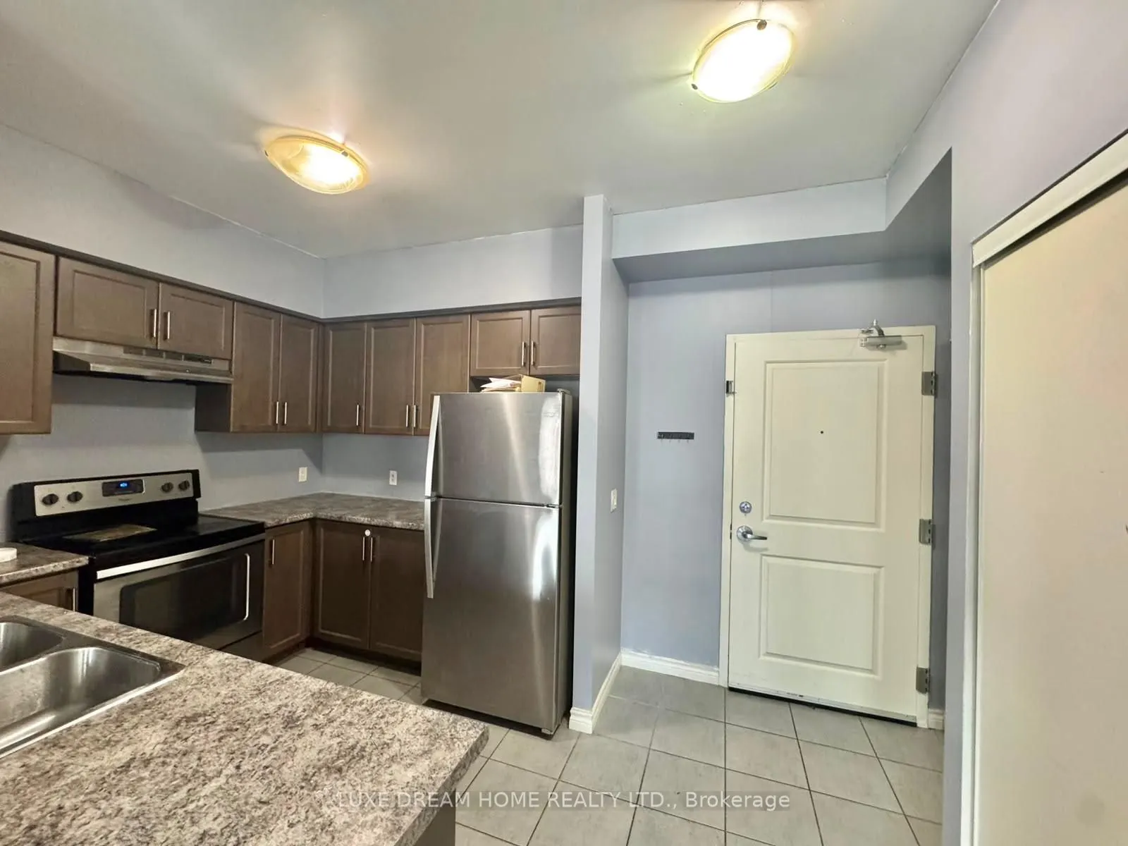 620 Sauve Street E #206