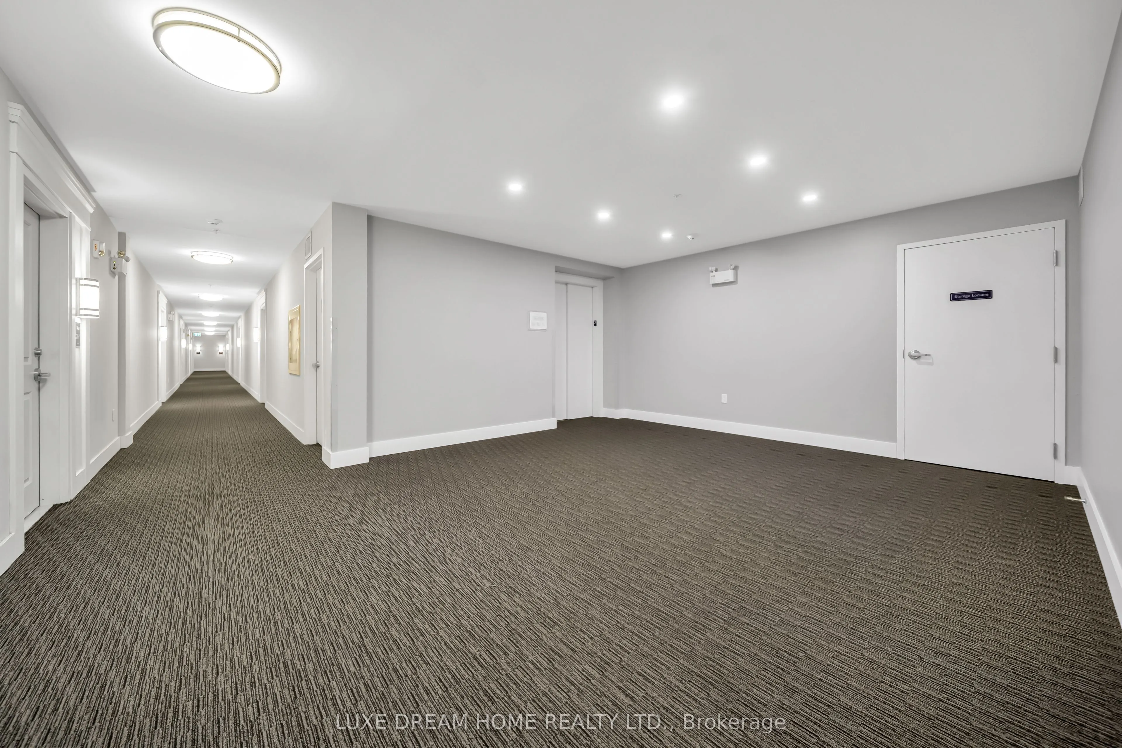 620 Sauve Street E #206