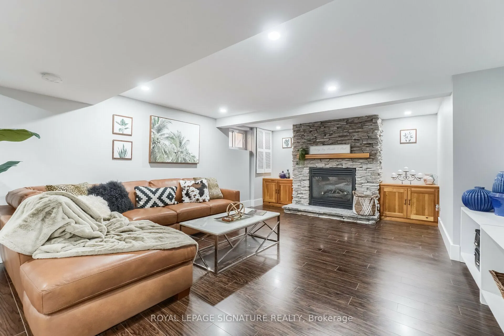 16 Bairstow Crescent
