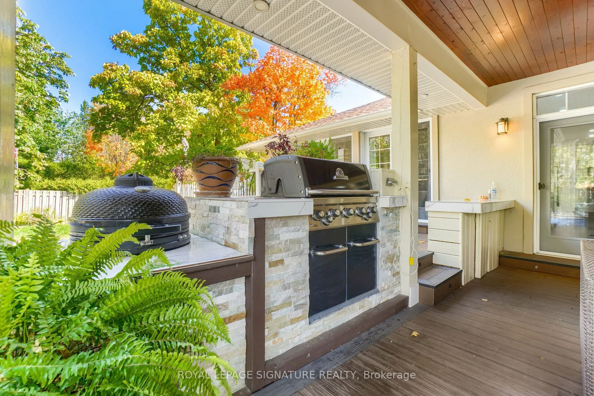 16 Bairstow Crescent