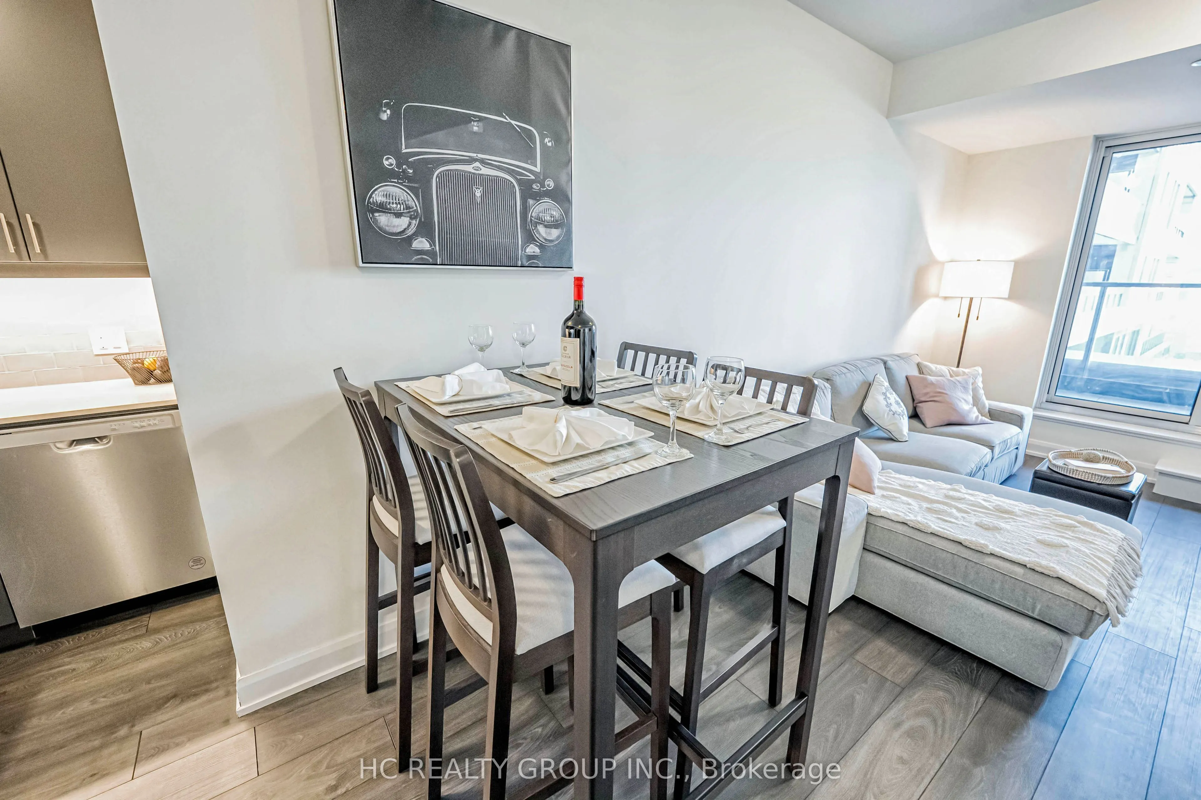 3220 William Coltson Ave Avenue E #302