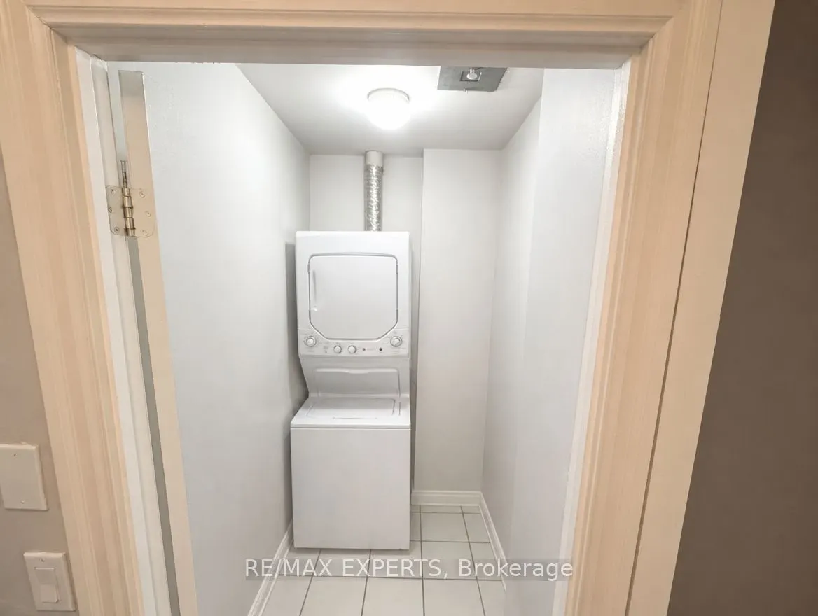 1359 Rathburn Road #209