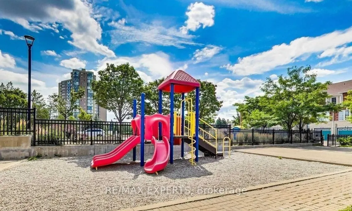 1359 Rathburn Road #209