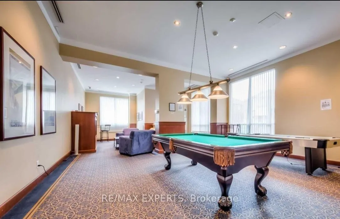 1359 Rathburn Road #209