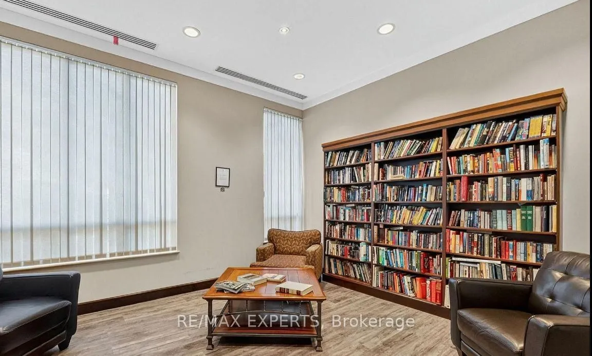 1359 Rathburn Road #209