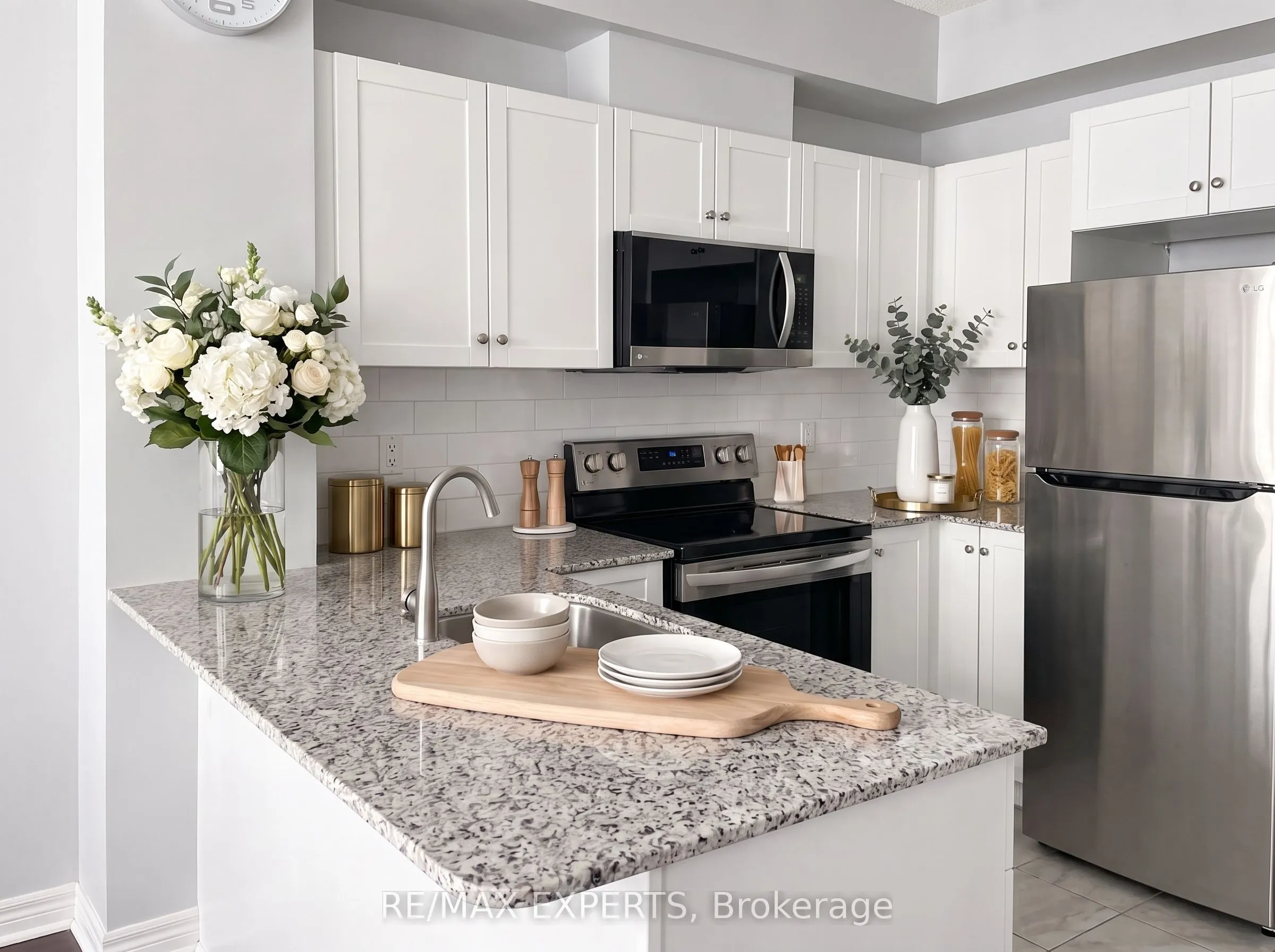 1359 Rathburn Road #209