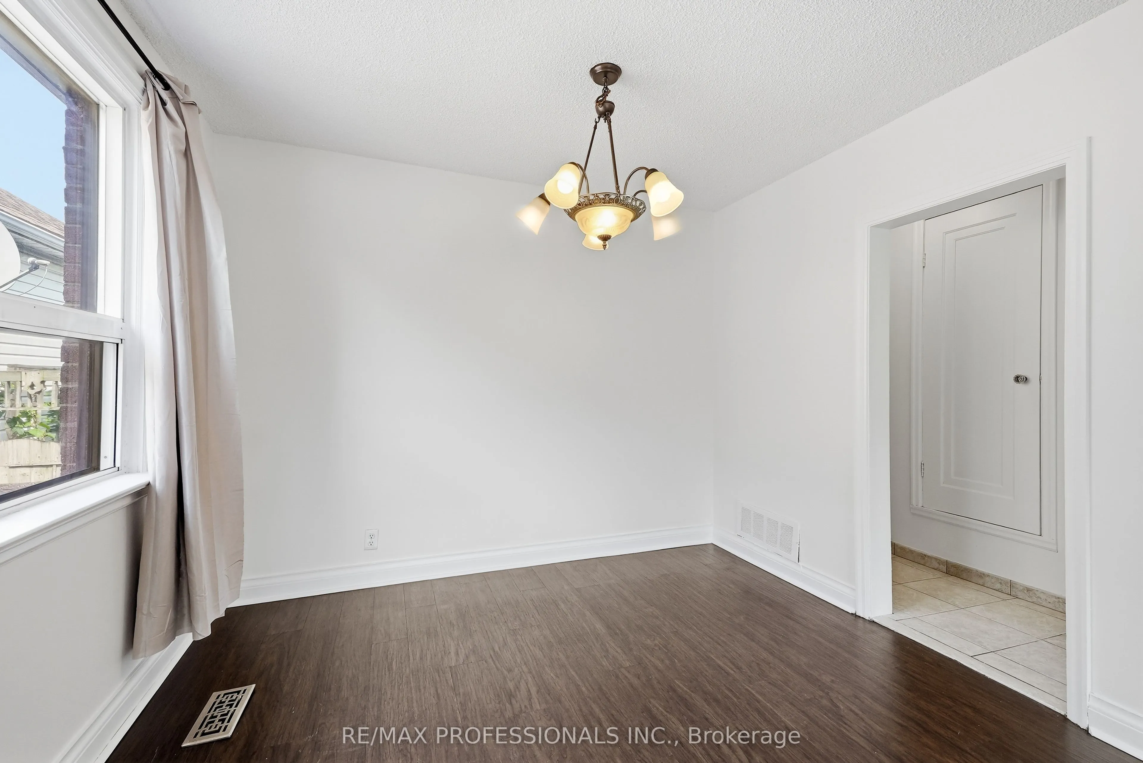 111 Wesley Street