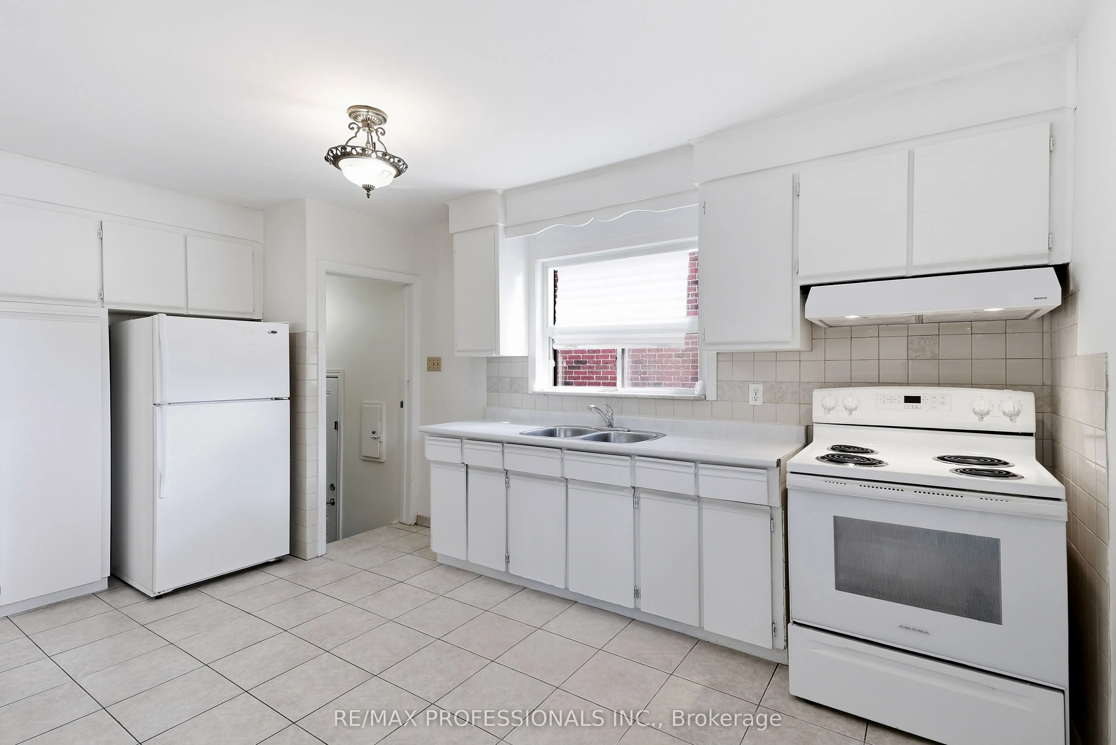 111 Wesley Street