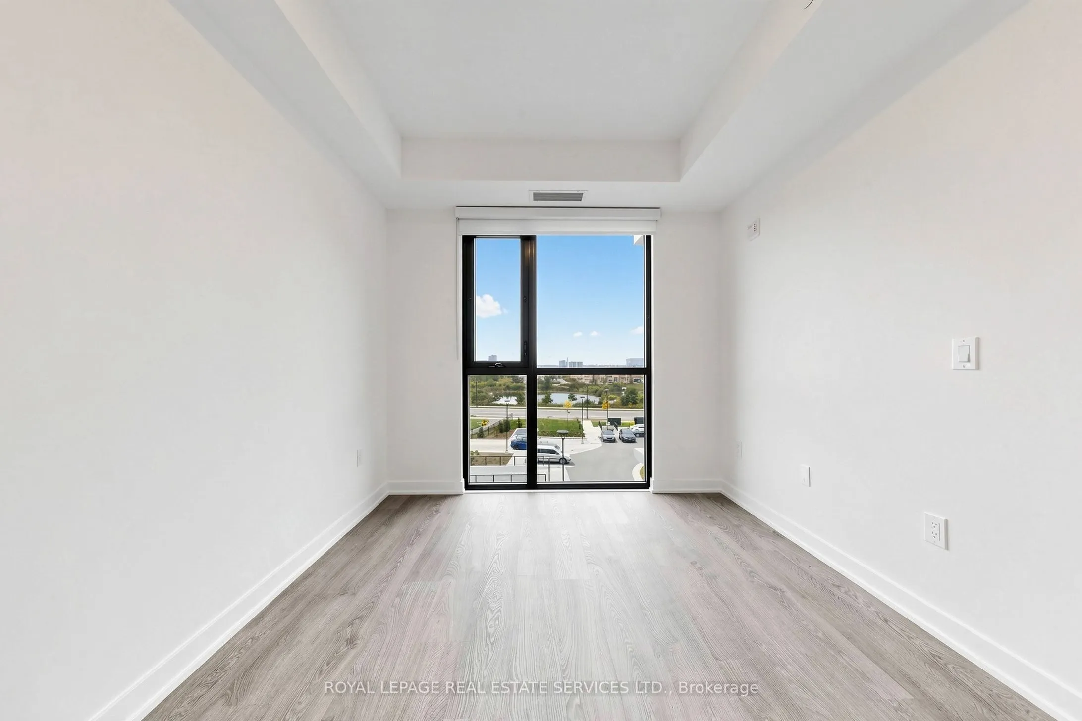 740 Whitlock Avenue #405