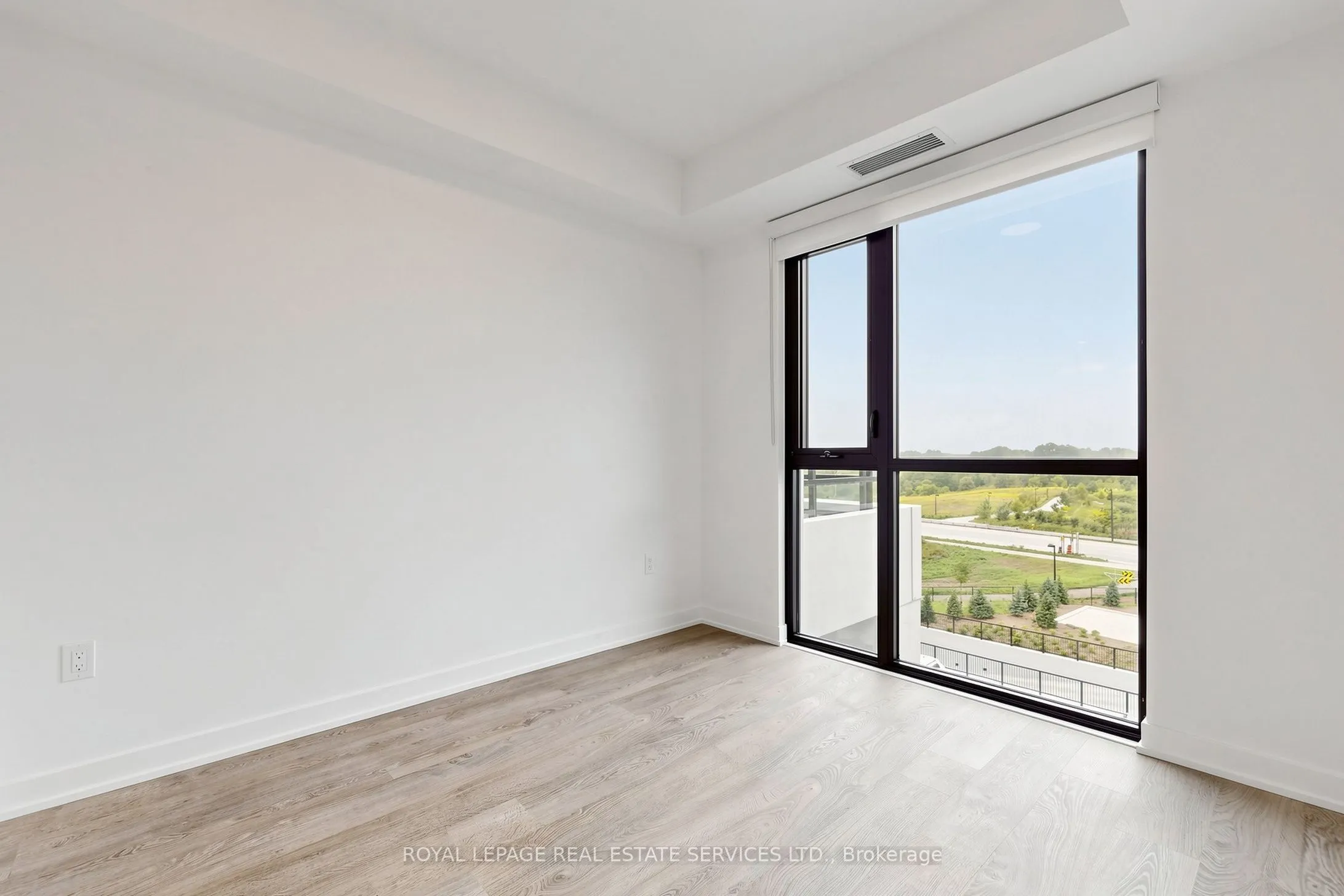 740 Whitlock Avenue #405