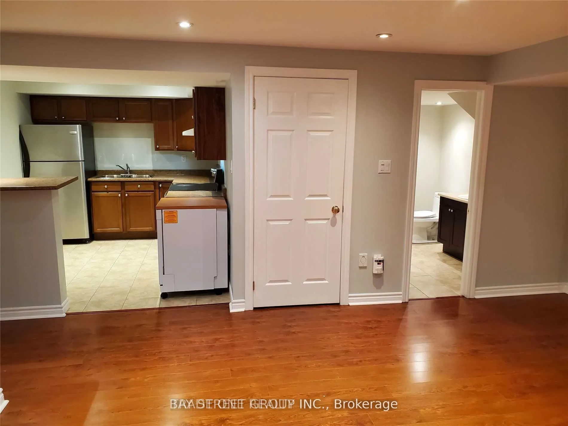 92 Sir Jacobs Crescent #(Bsmt)