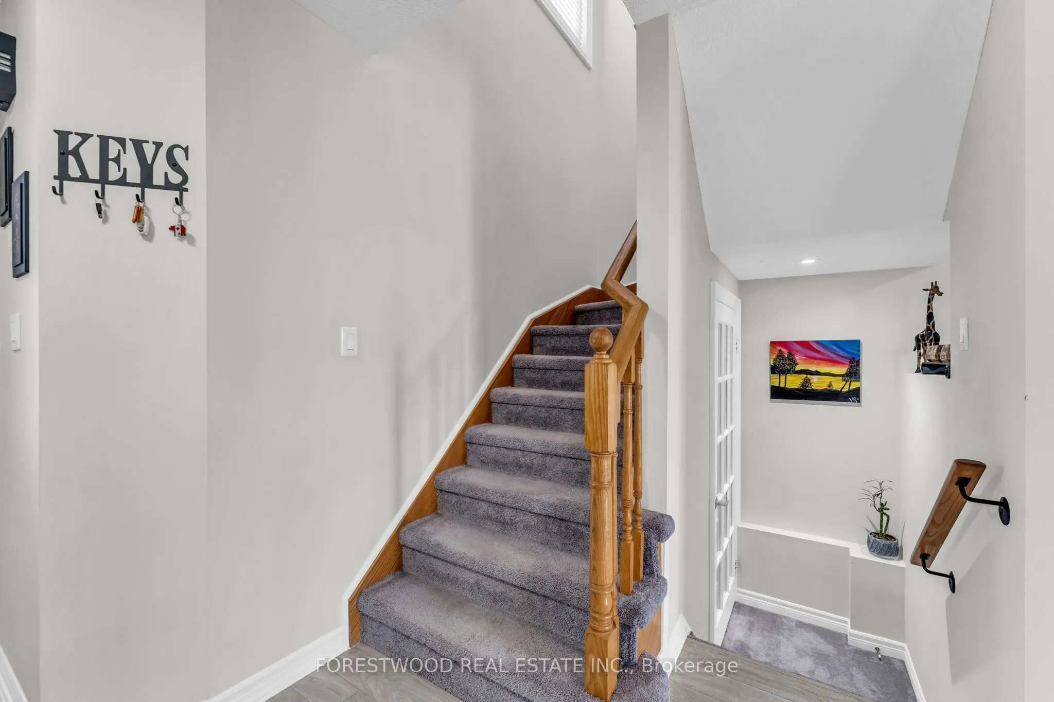 451 Jay Crescent