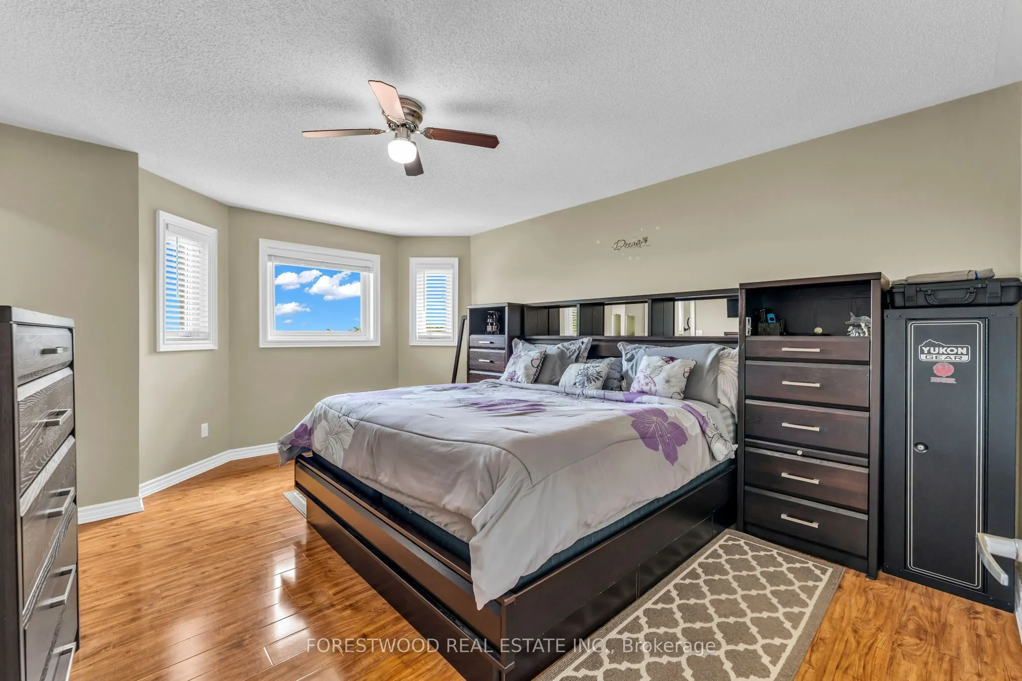 451 Jay Crescent