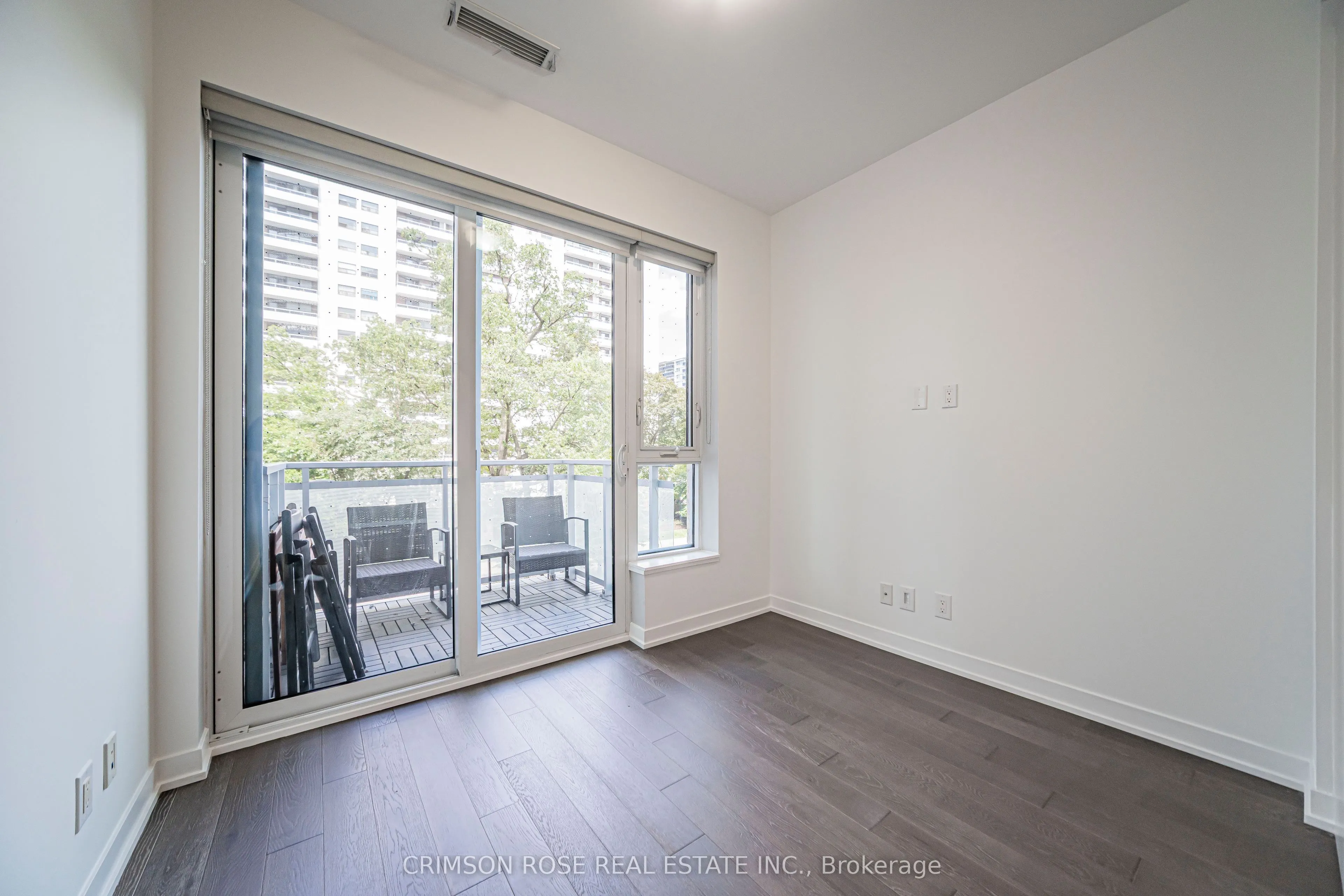 1830 Bloor Street W #335