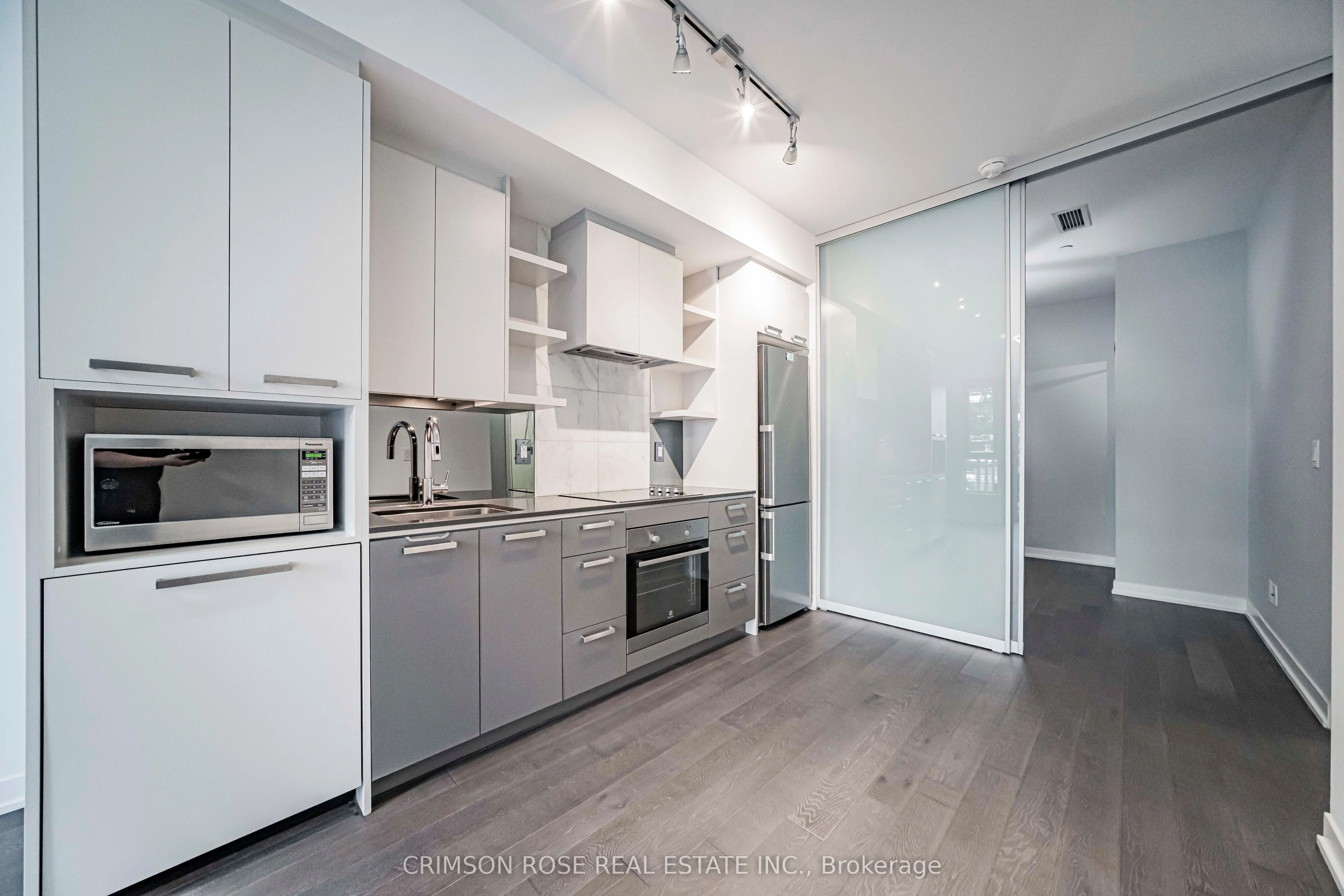1830 Bloor Street W #335