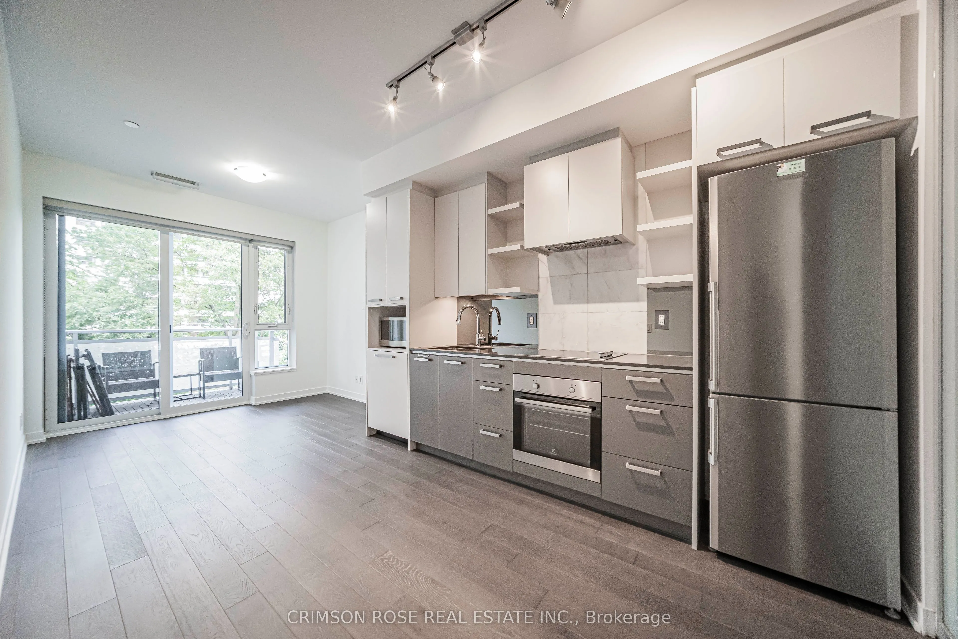 1830 Bloor Street W #335