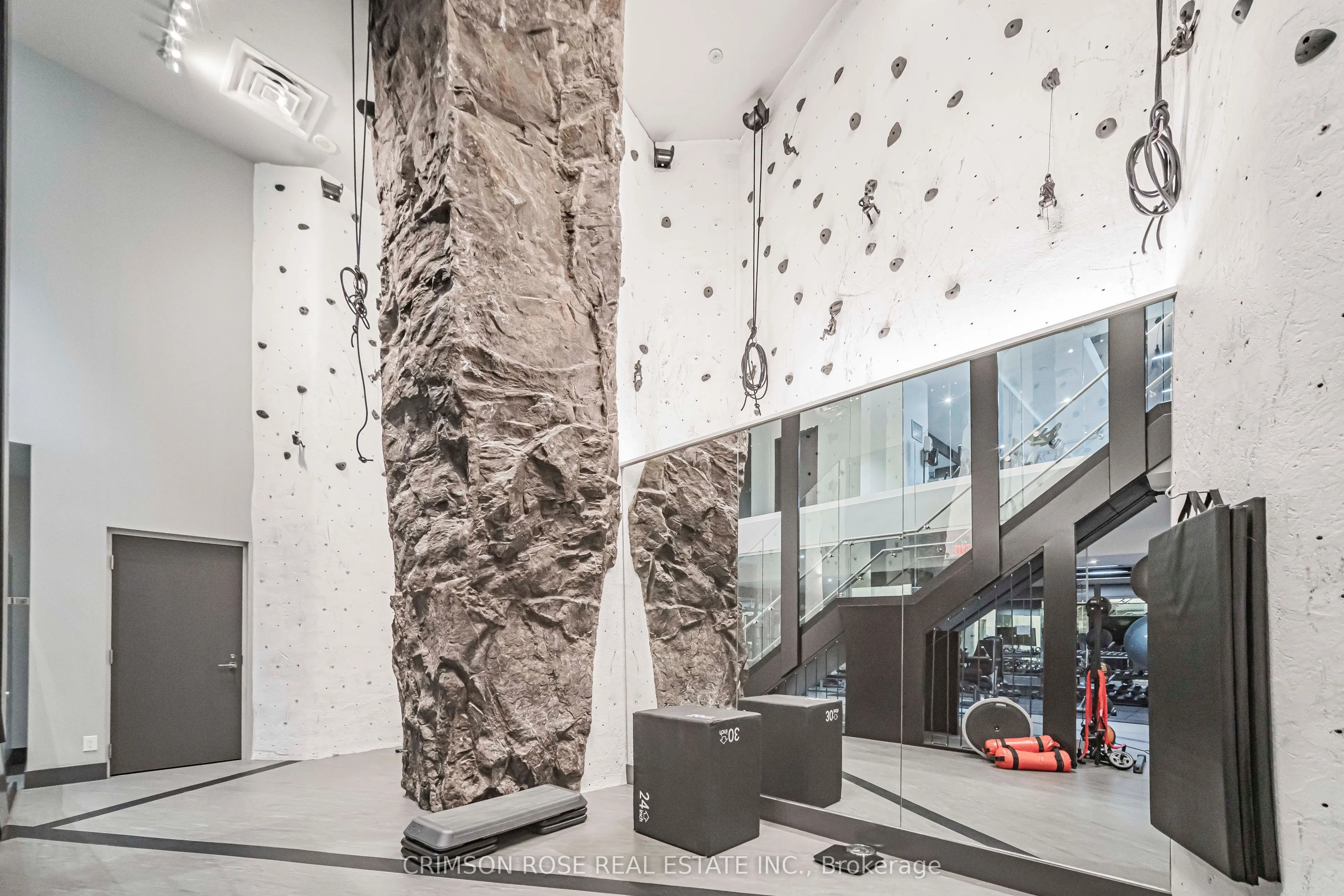 1830 Bloor Street W #335