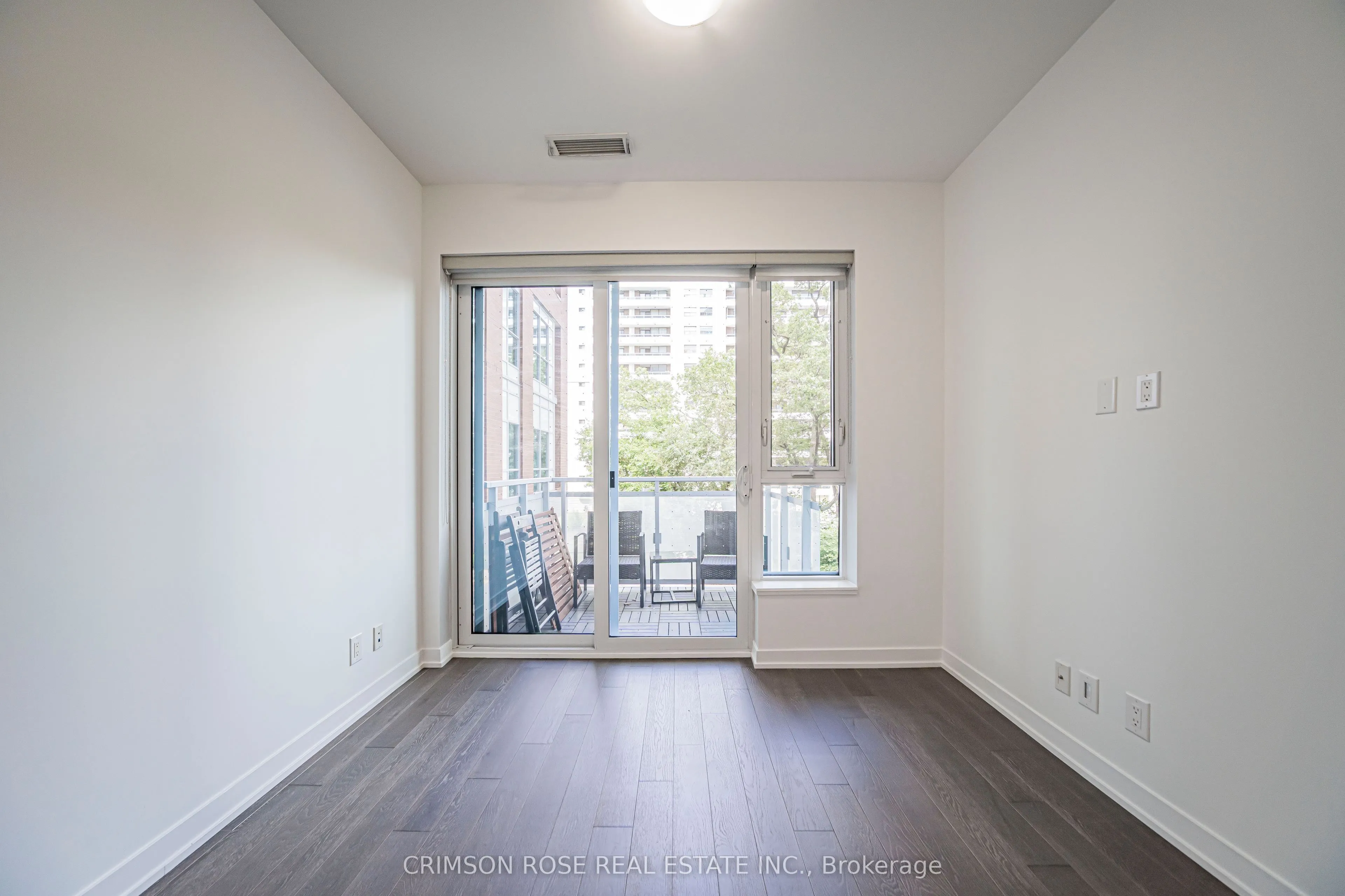 1830 Bloor Street W #335