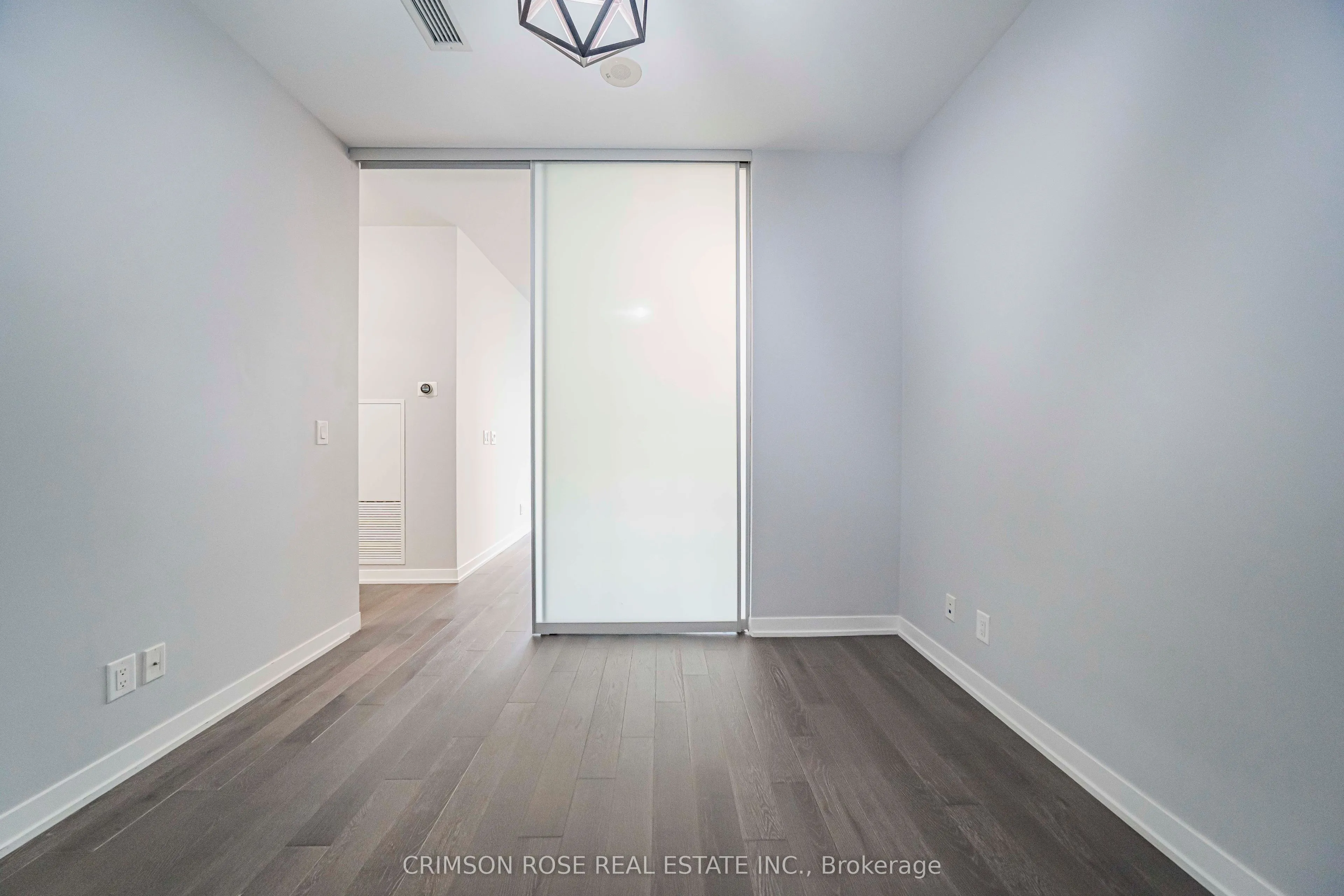 1830 Bloor Street W #335