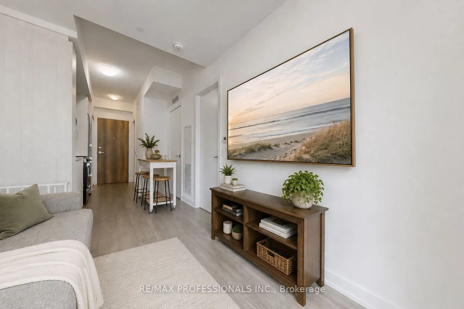 251 Manitoba Street #504
