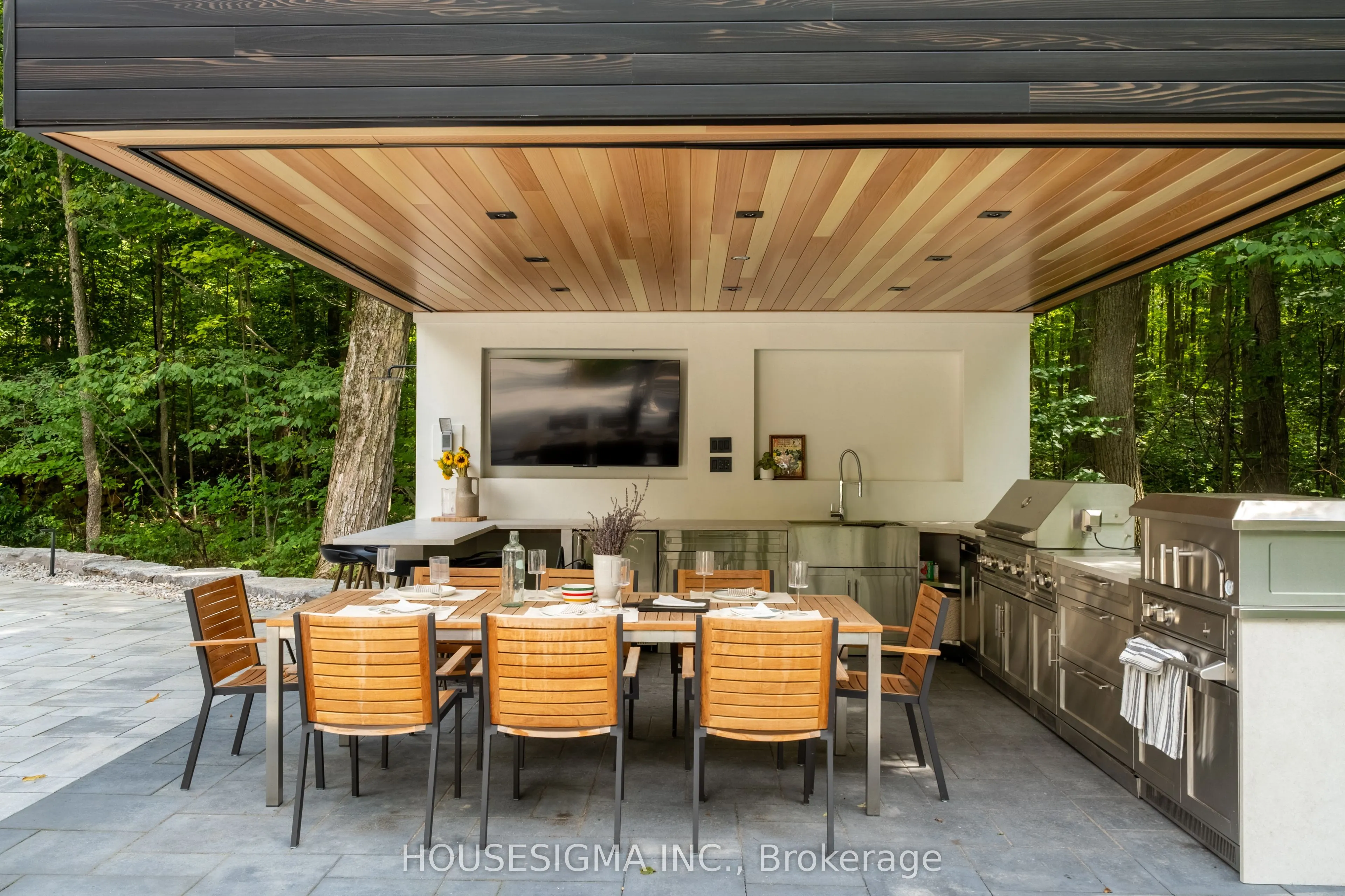 7 Maple Meadow Court