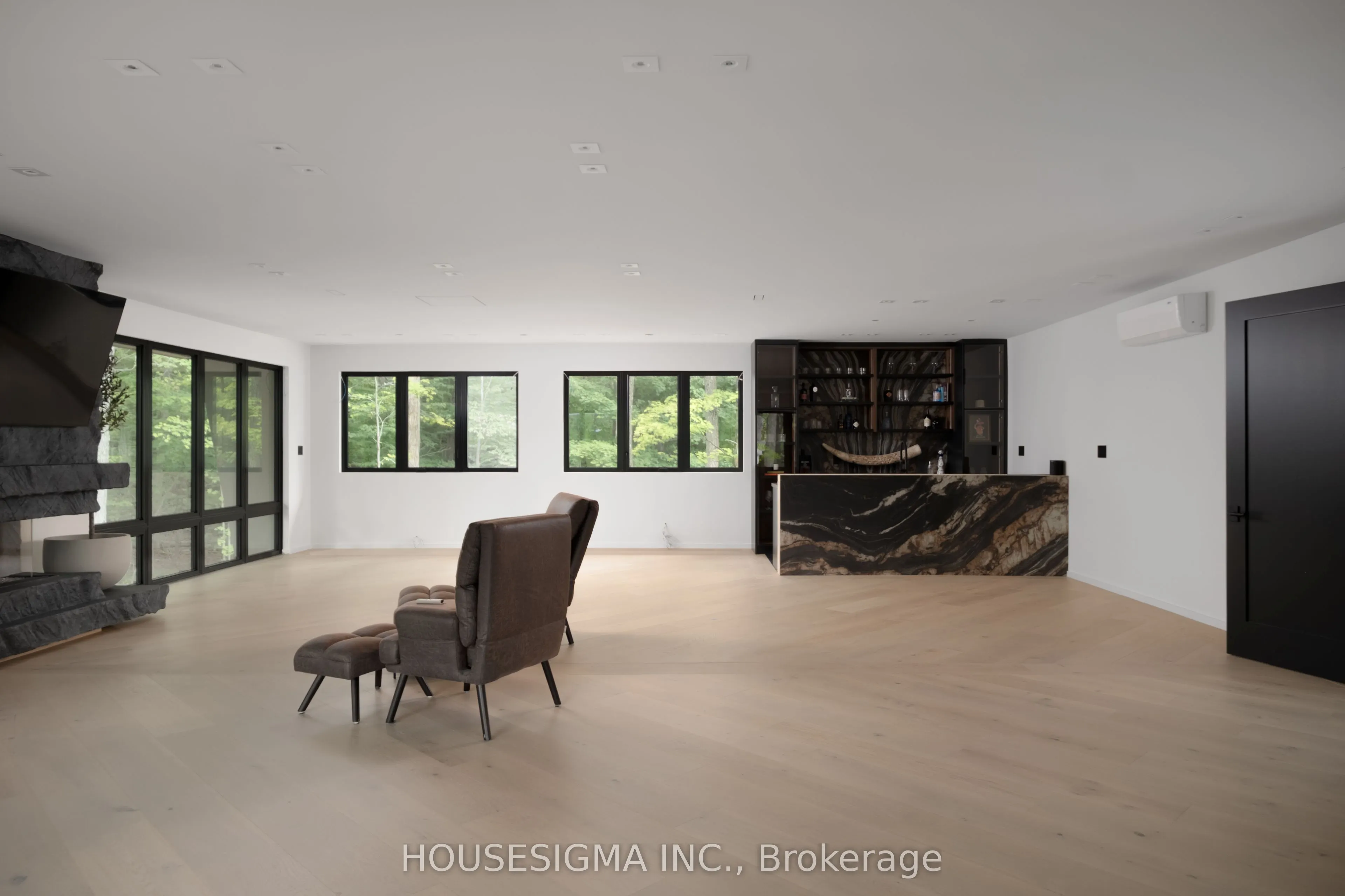 7 Maple Meadow Court