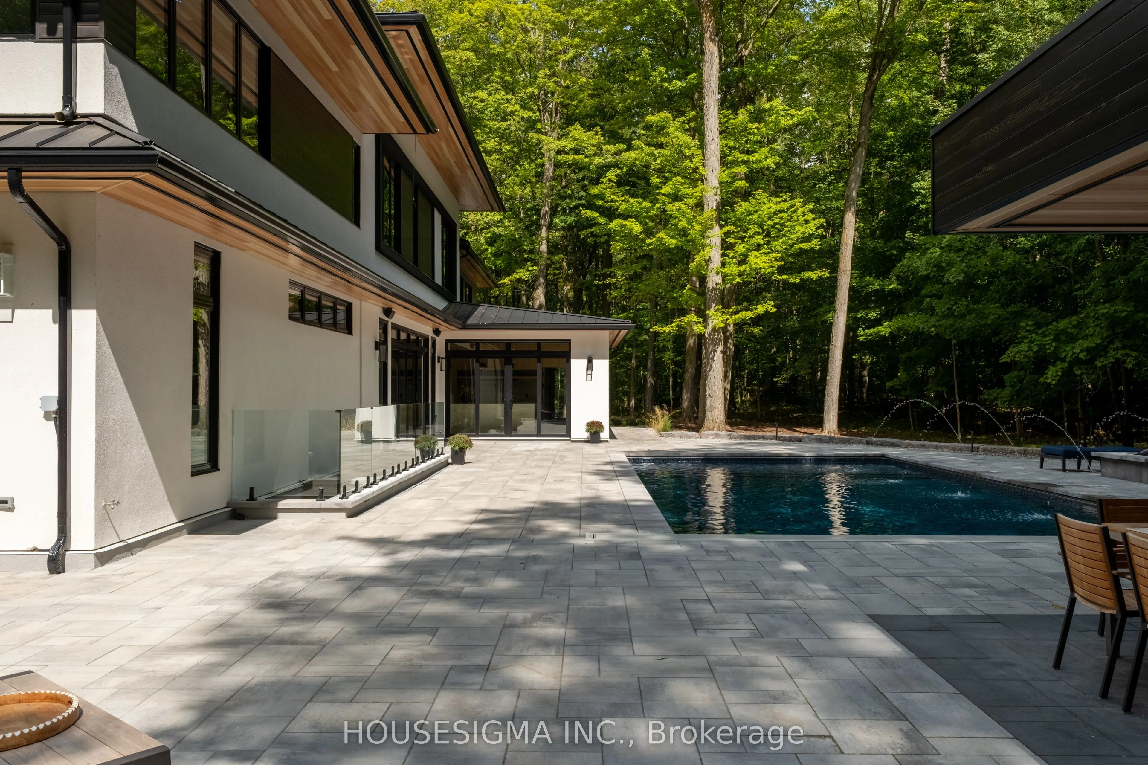 7 Maple Meadow Court