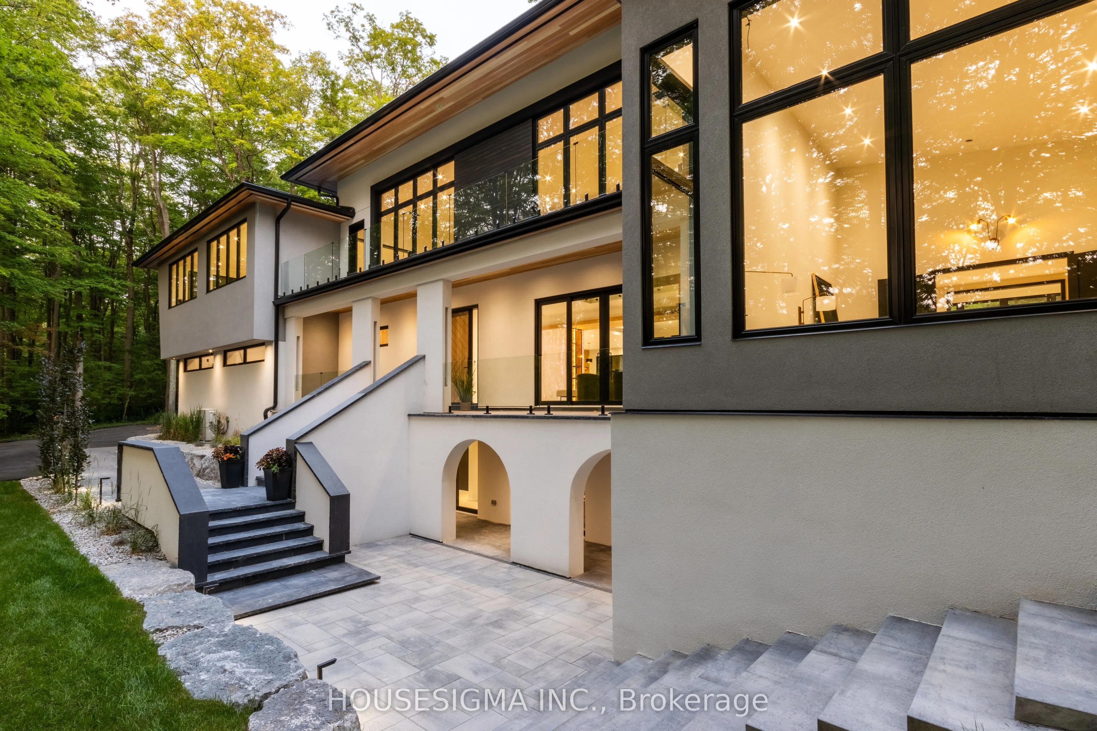 7 Maple Meadow Court