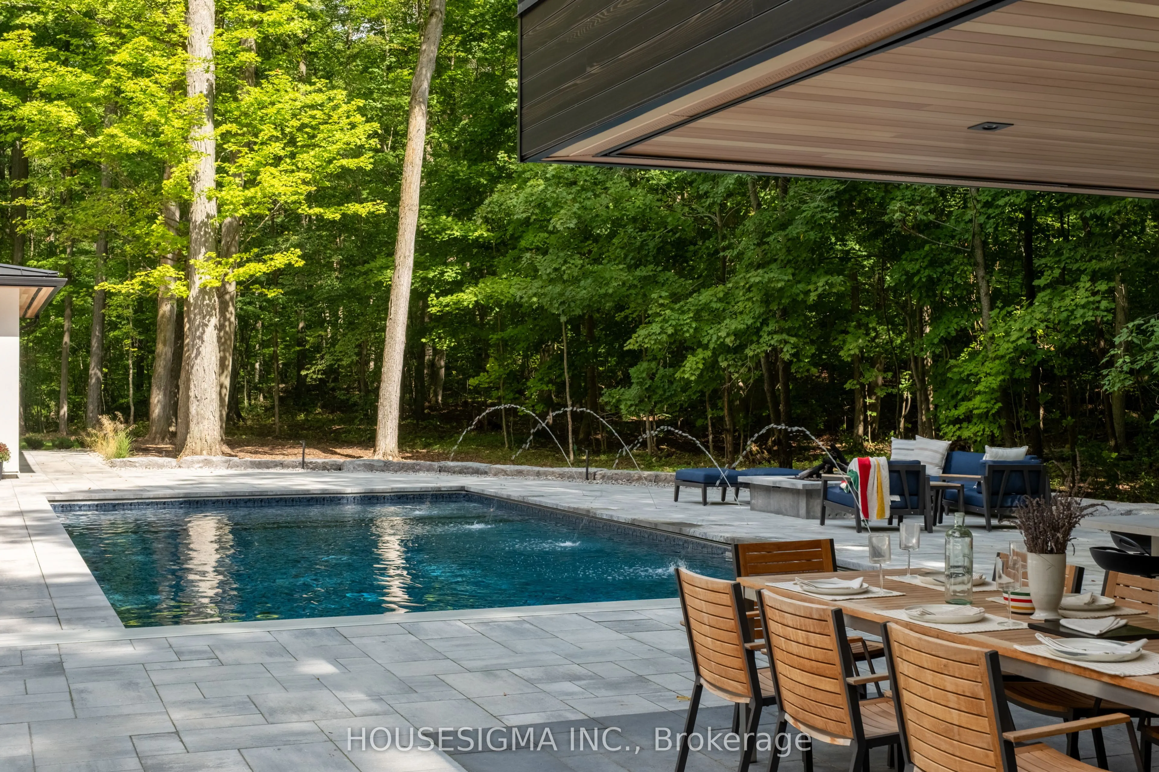 7 Maple Meadow Court