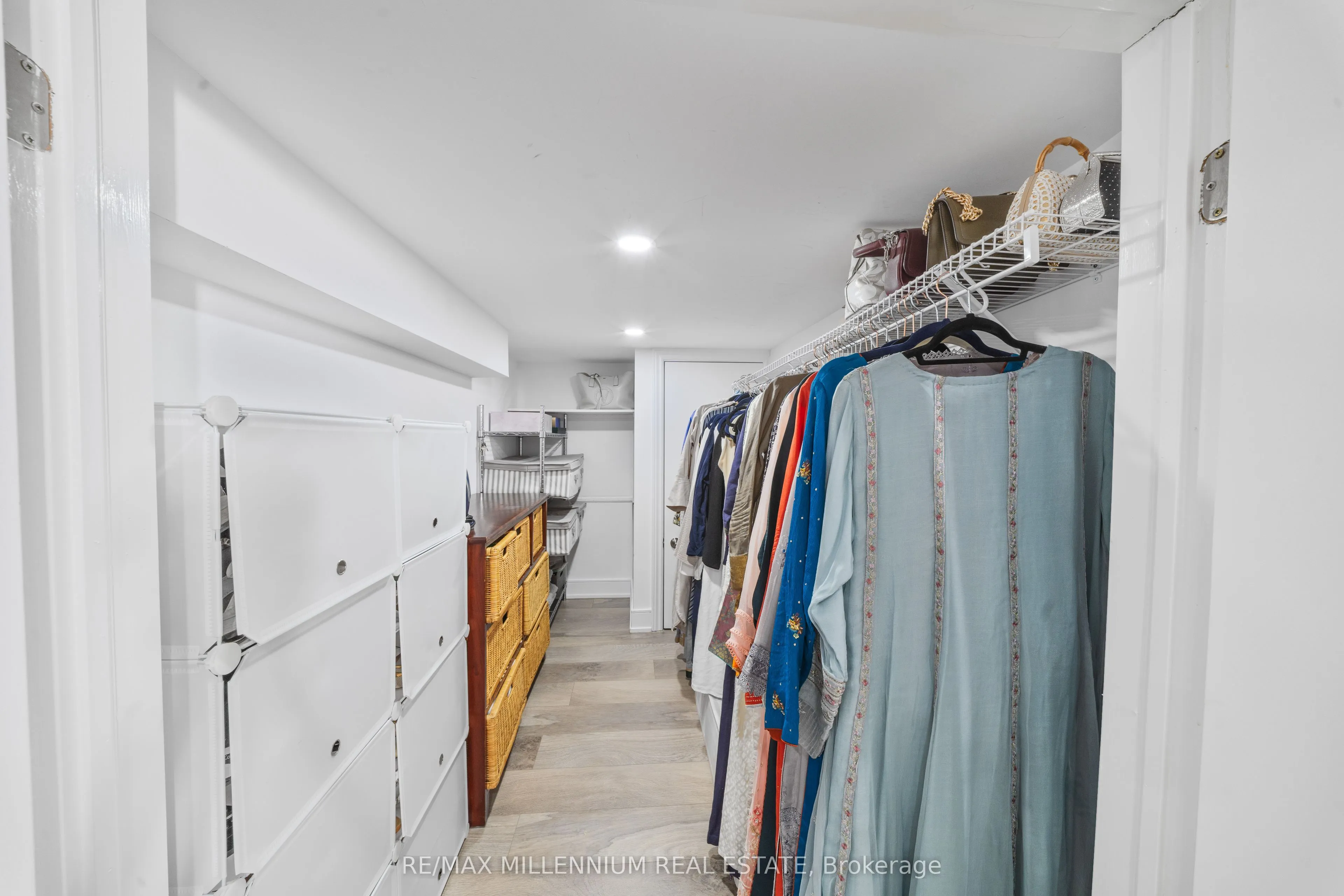 20 Calabria Drive