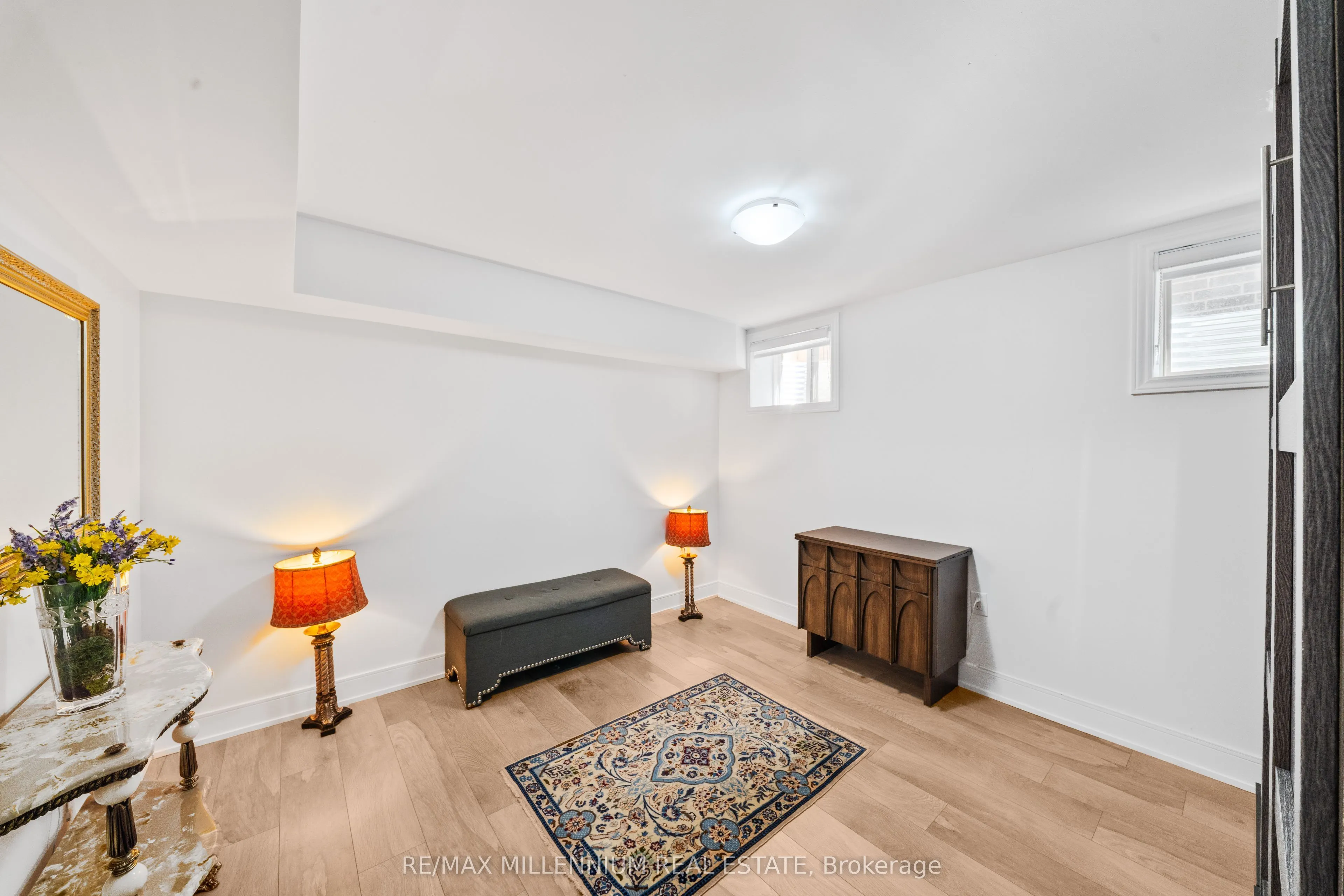 20 Calabria Drive