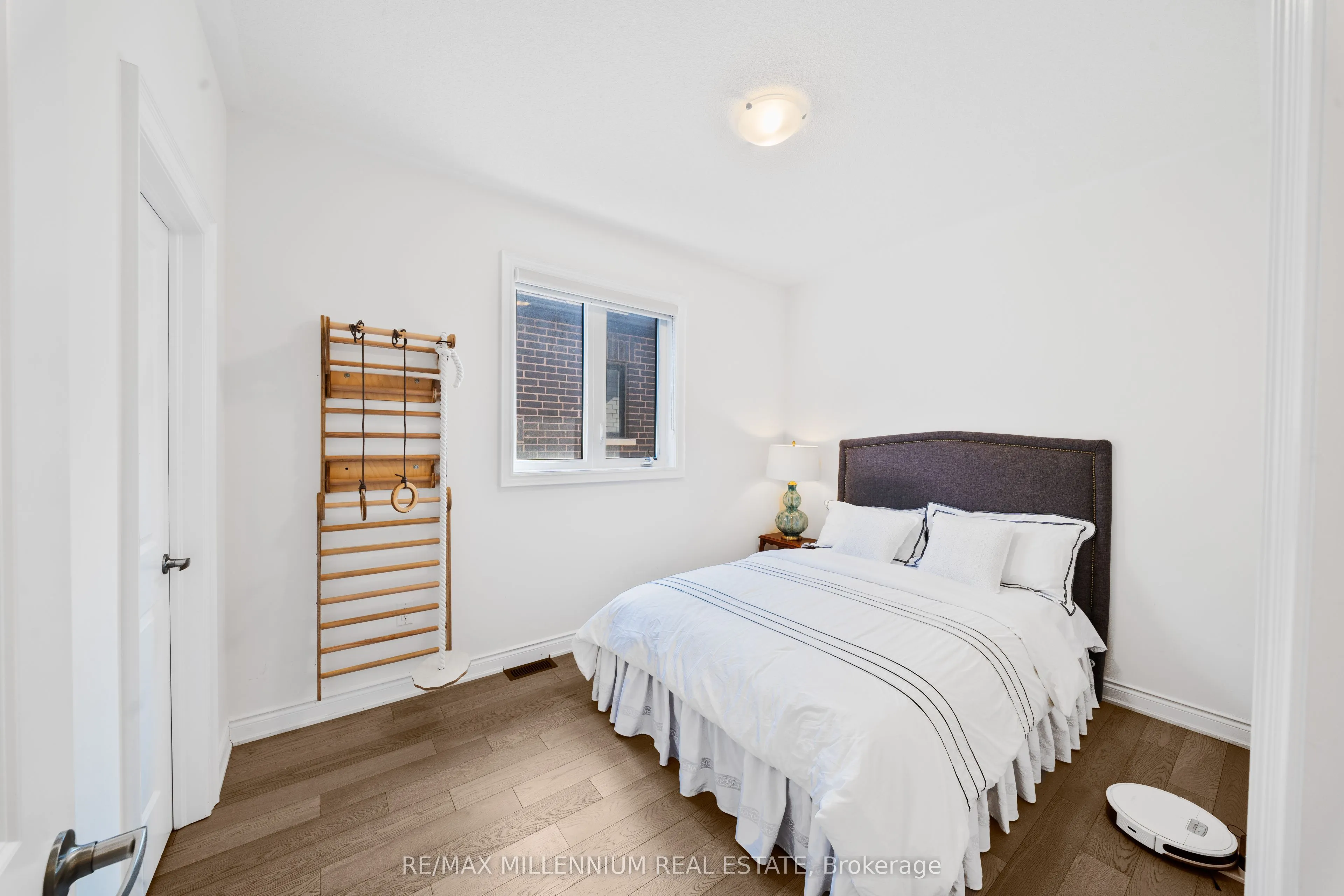 20 Calabria Drive