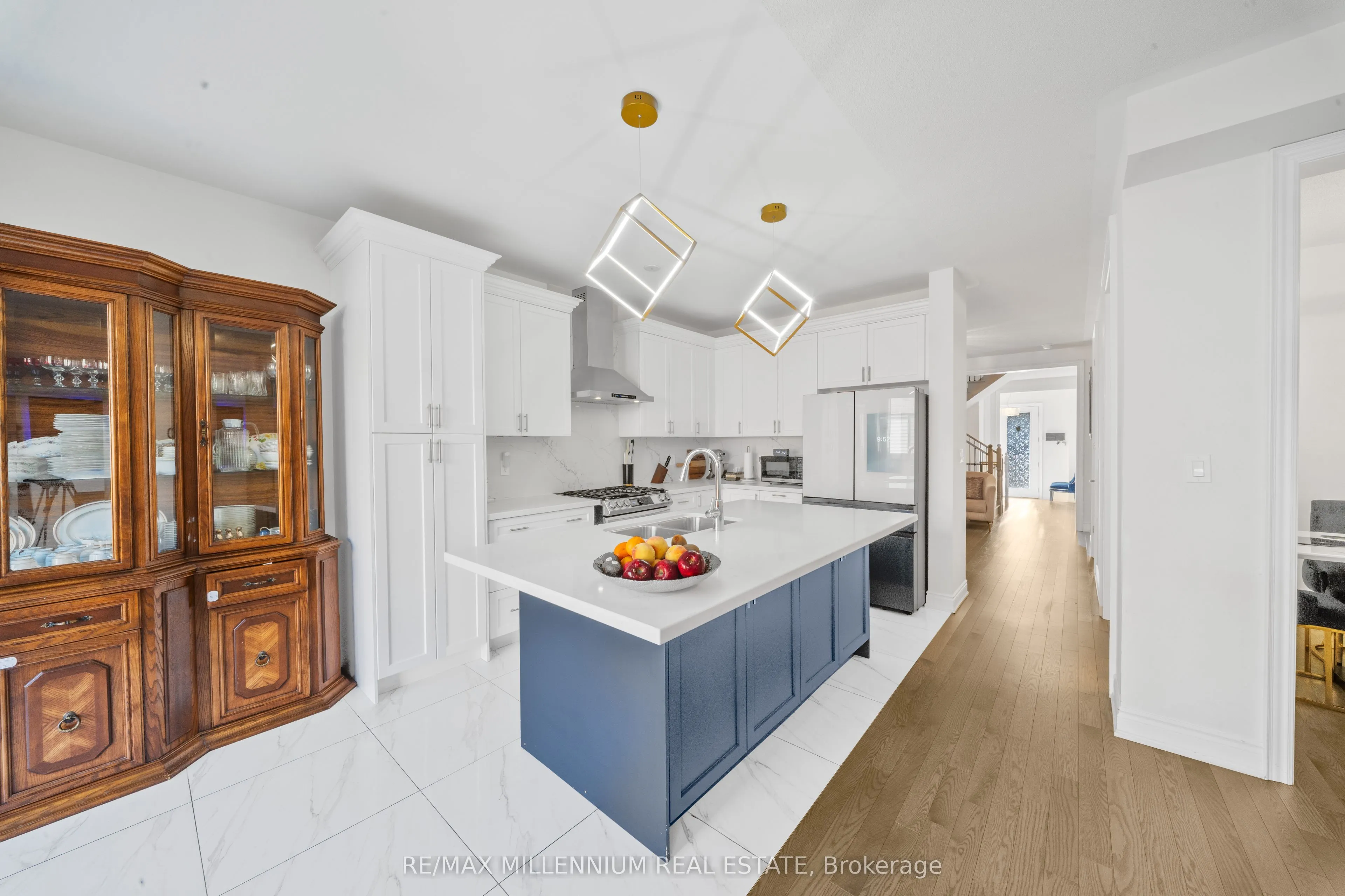 20 Calabria Drive