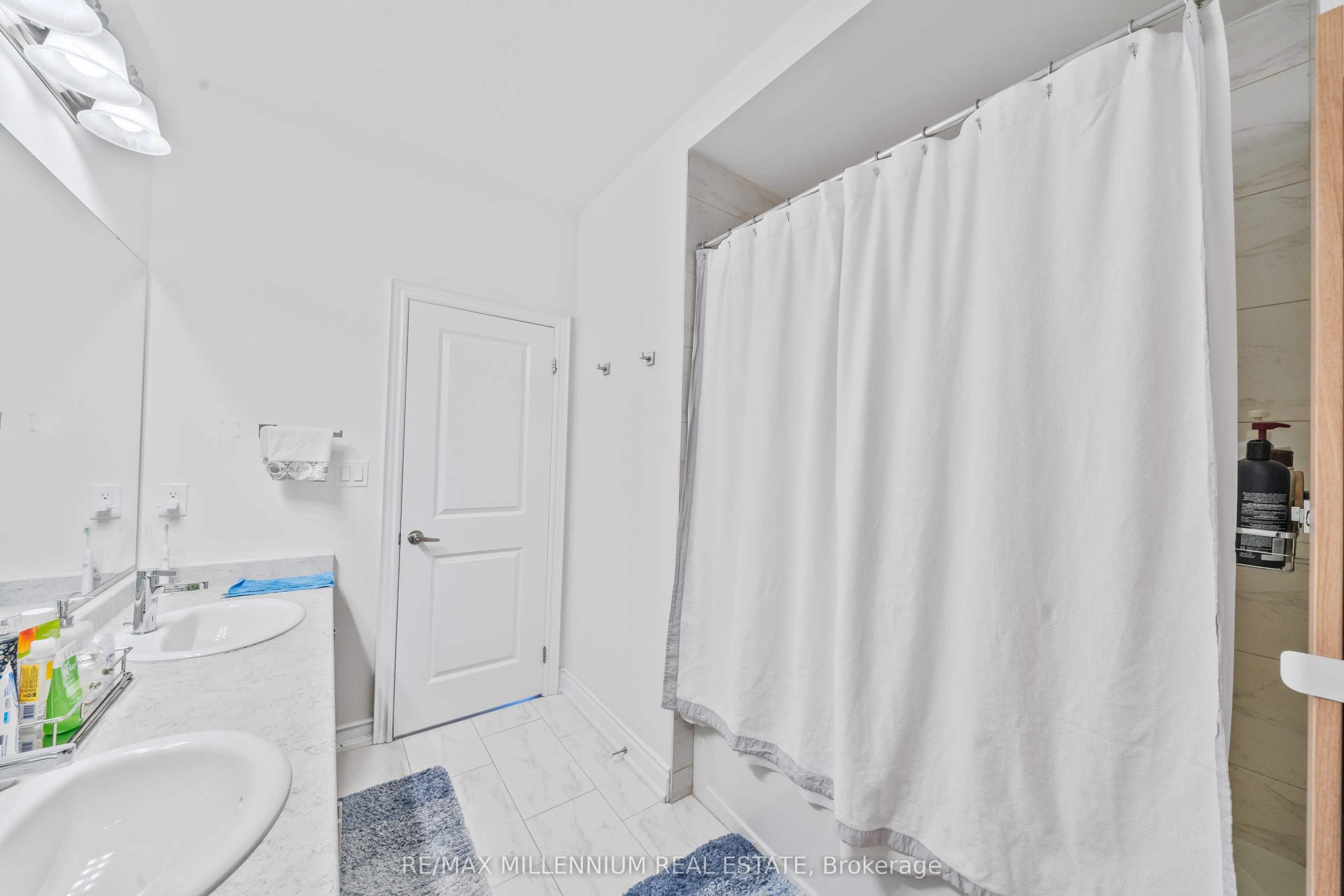 20 Calabria Drive