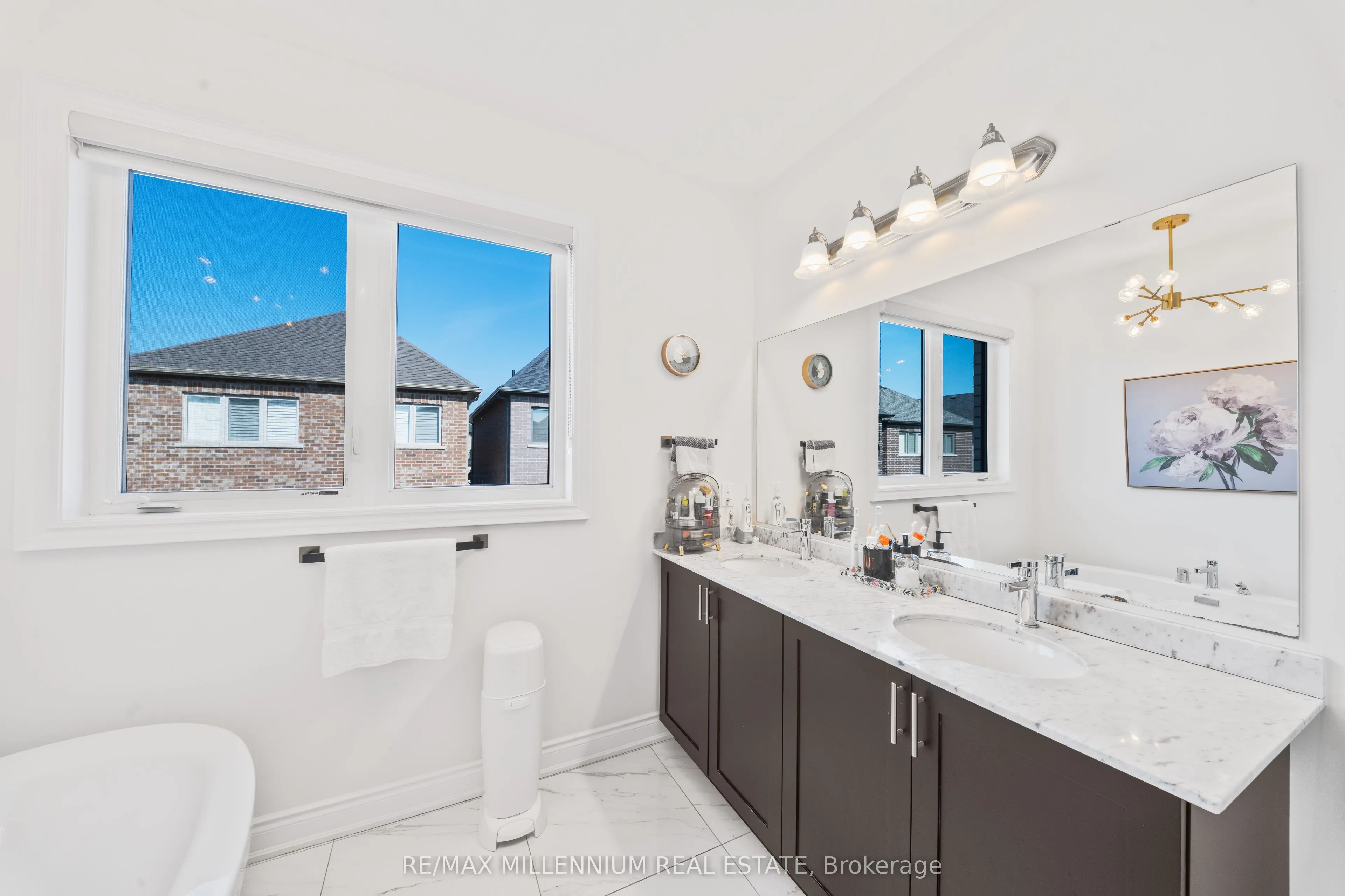 20 Calabria Drive