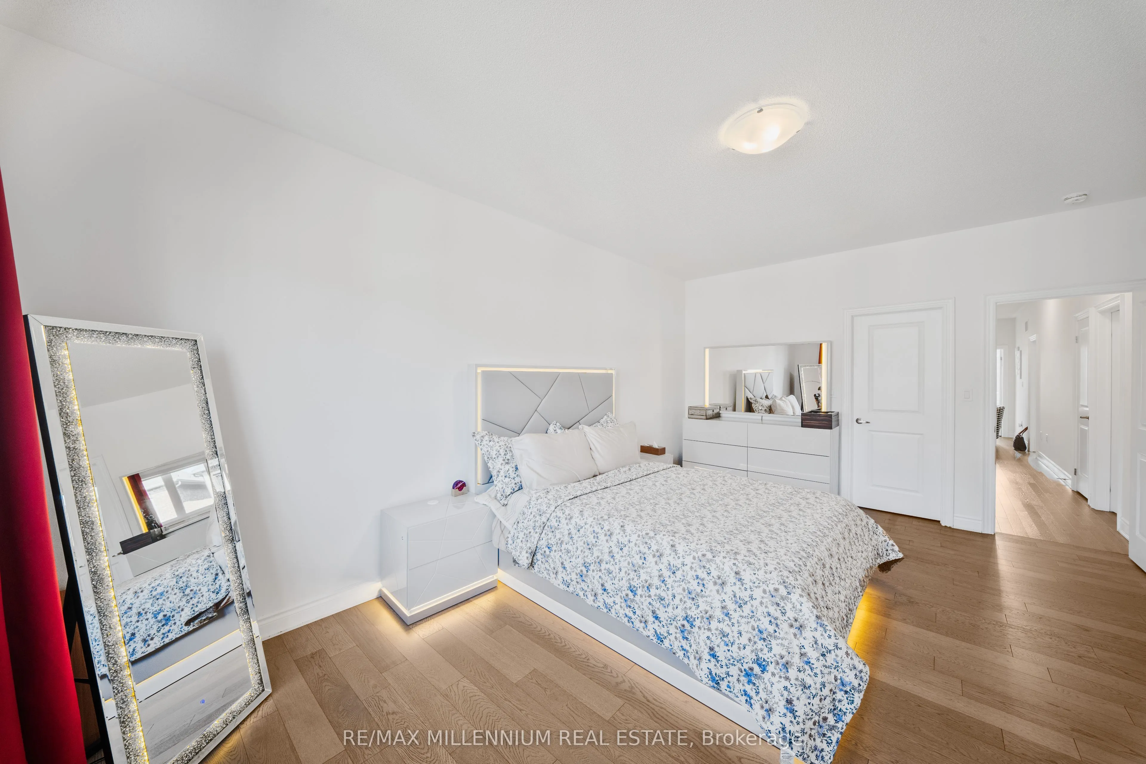 20 Calabria Drive