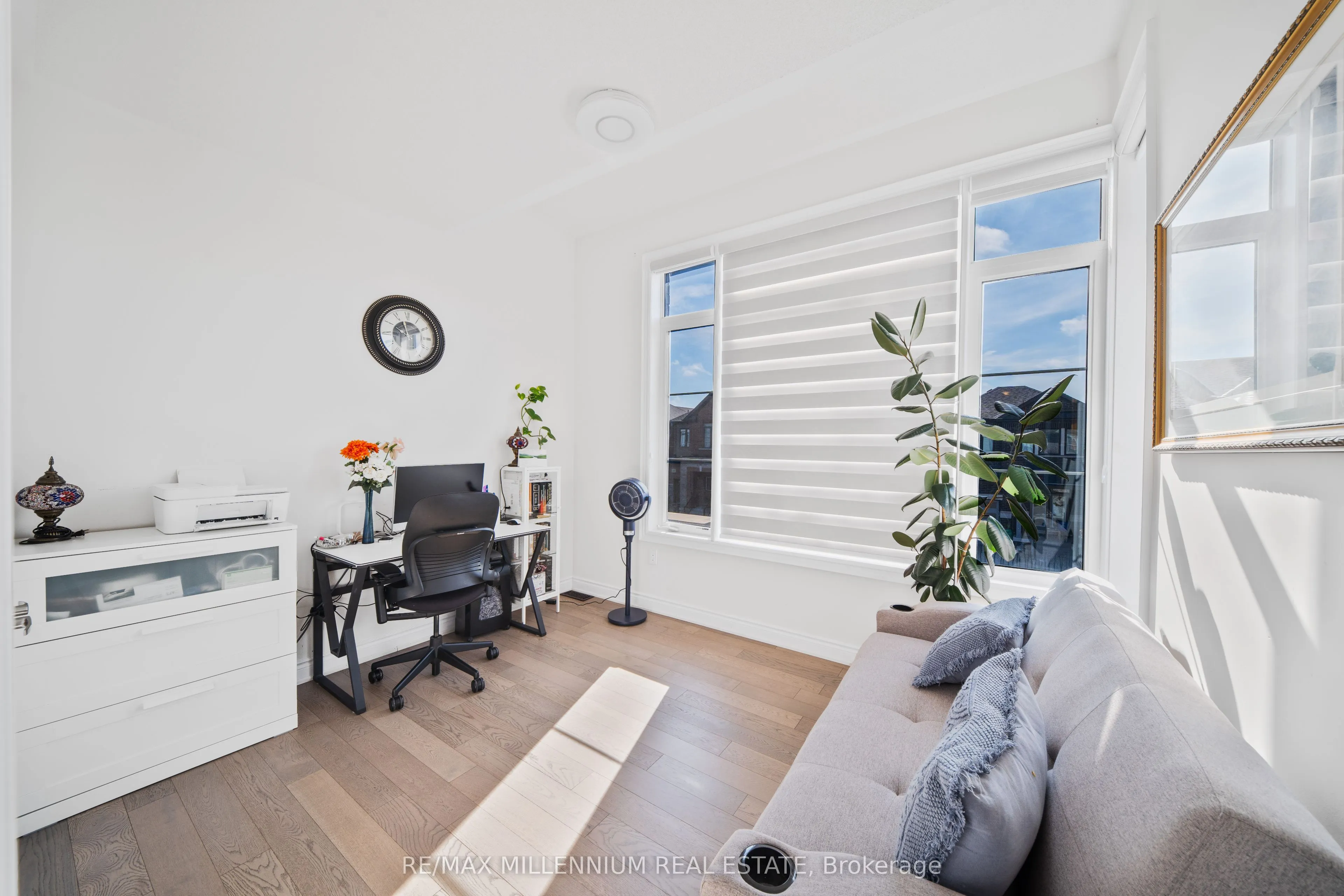 20 Calabria Drive