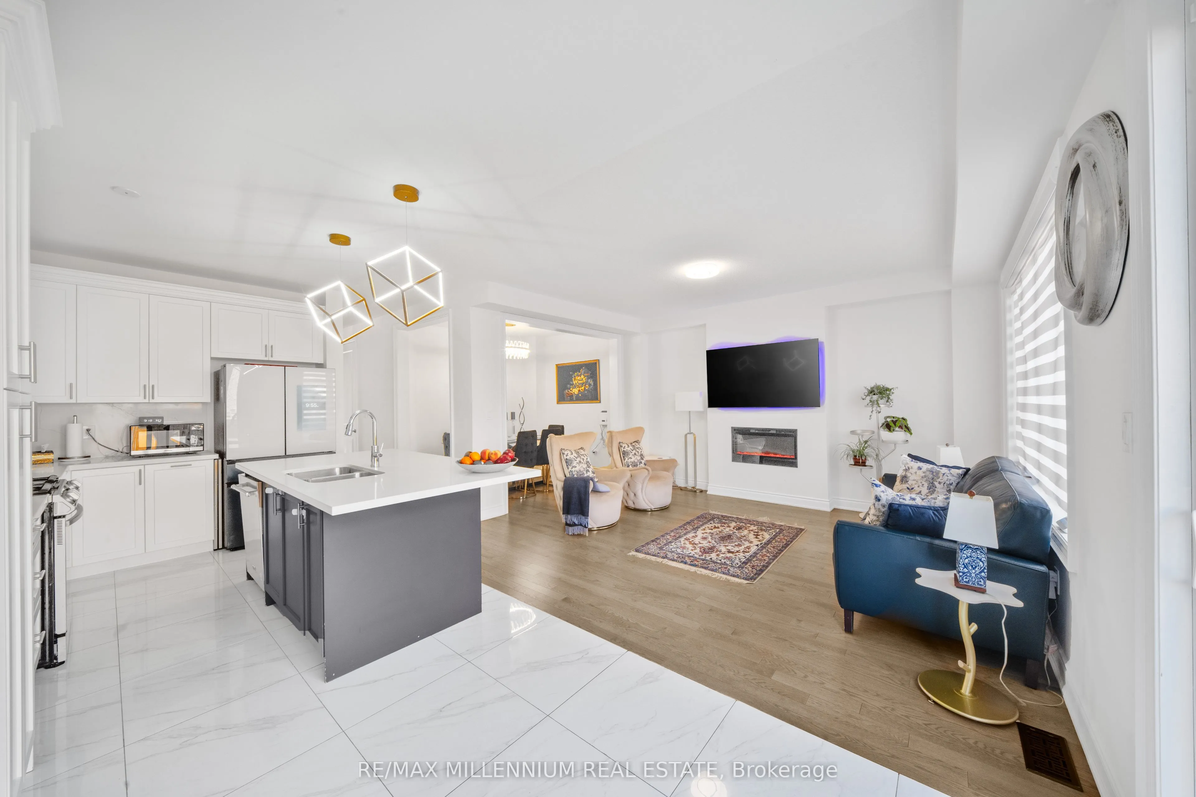 20 Calabria Drive