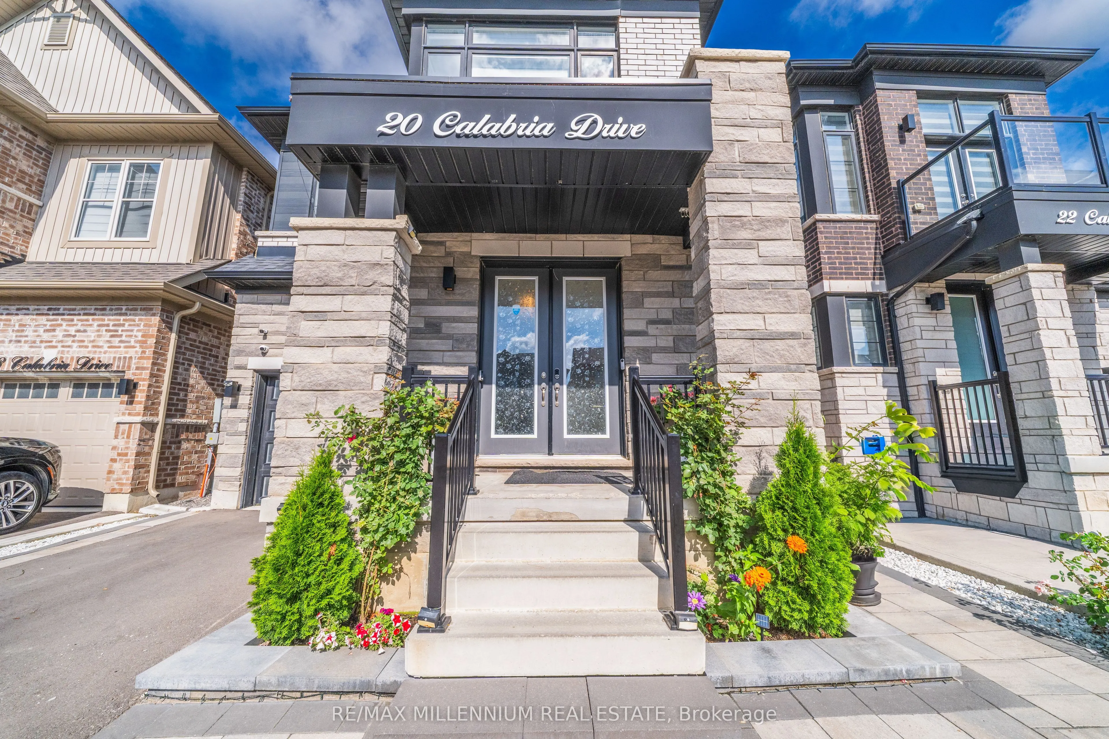 20 Calabria Drive