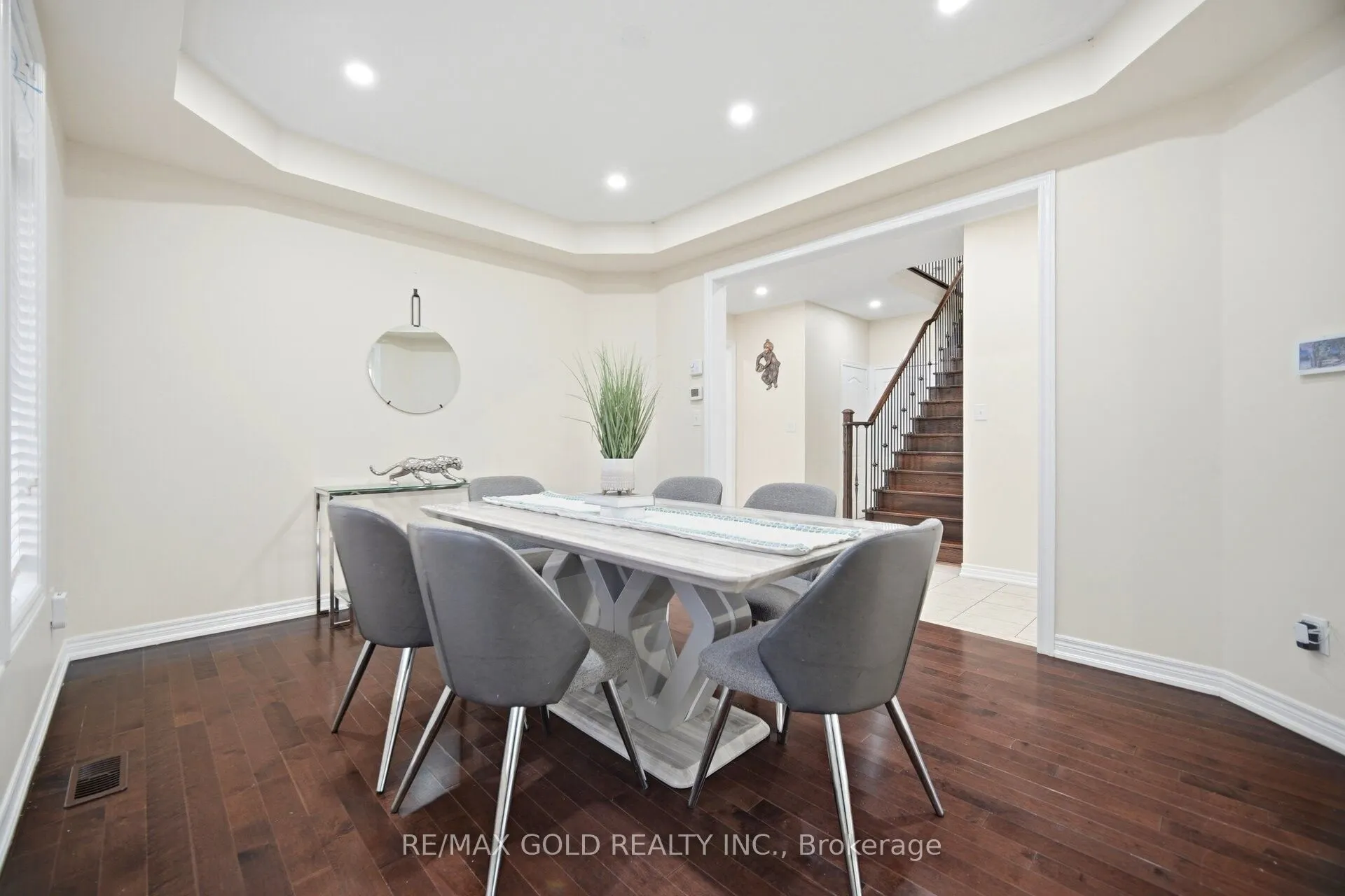 49 Squire Ellis Drive