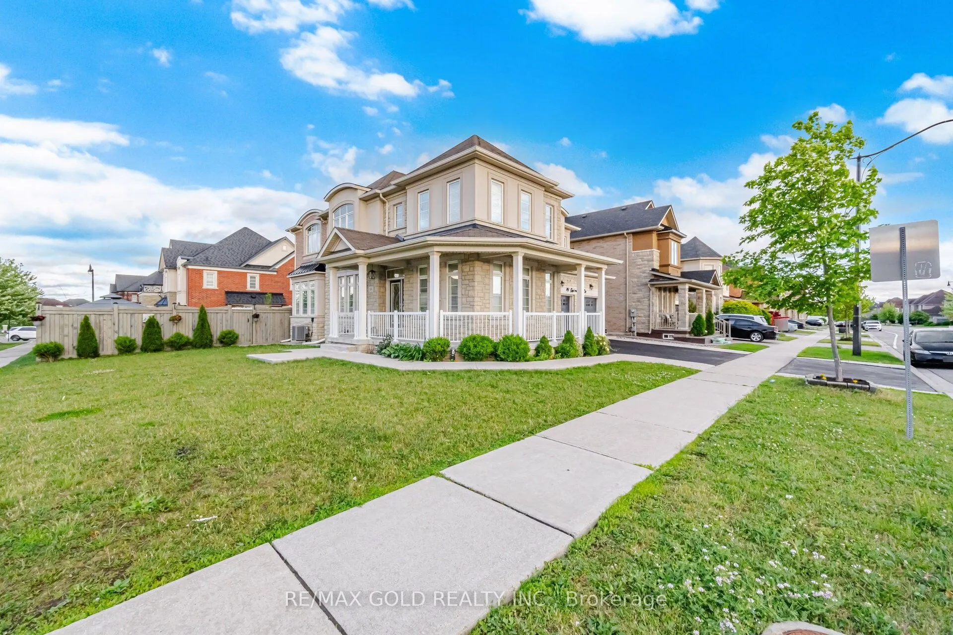 49 Squire Ellis Drive