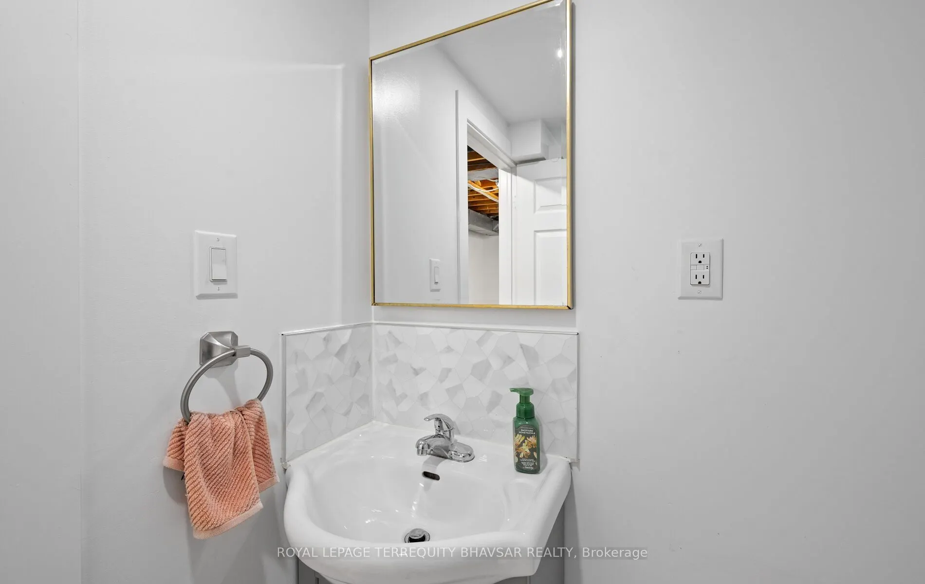 3050 Orleans Road #105