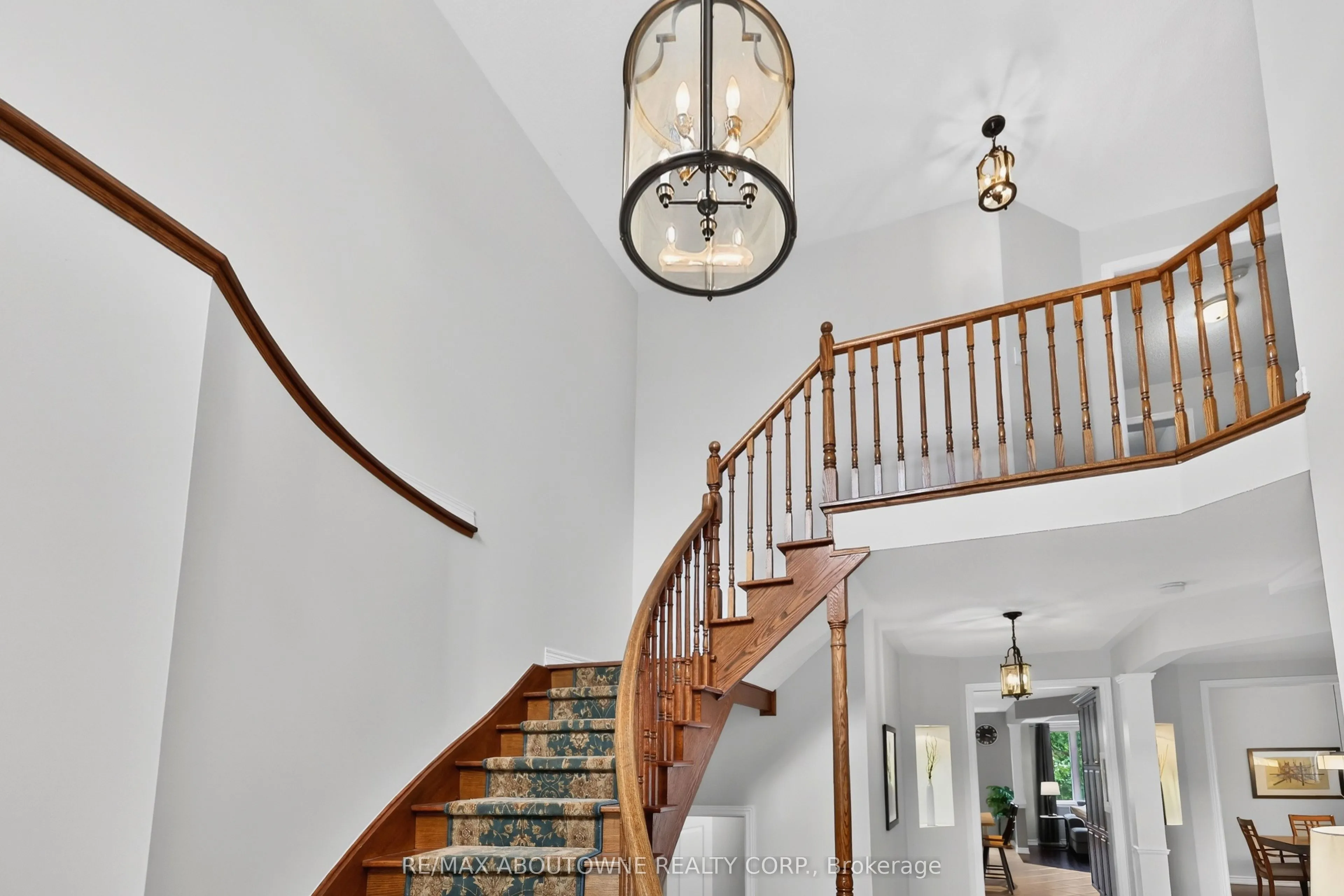 2269 Whitworth Drive