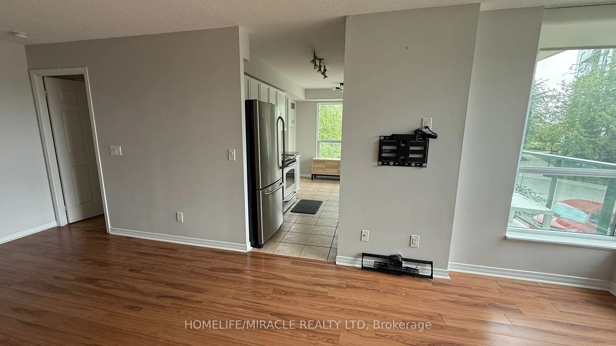 4889 Kimbermount Avenue #203