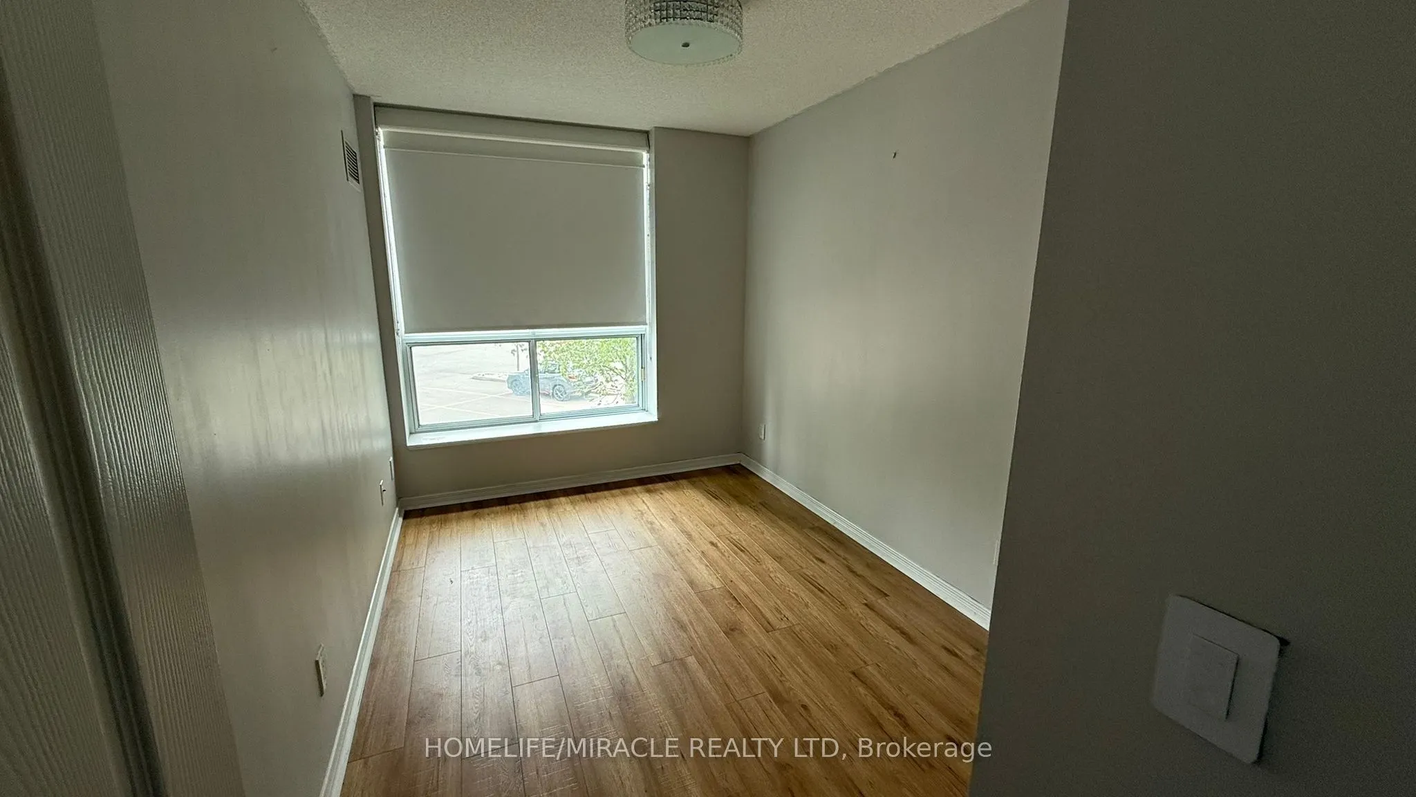 4889 Kimbermount Avenue #203