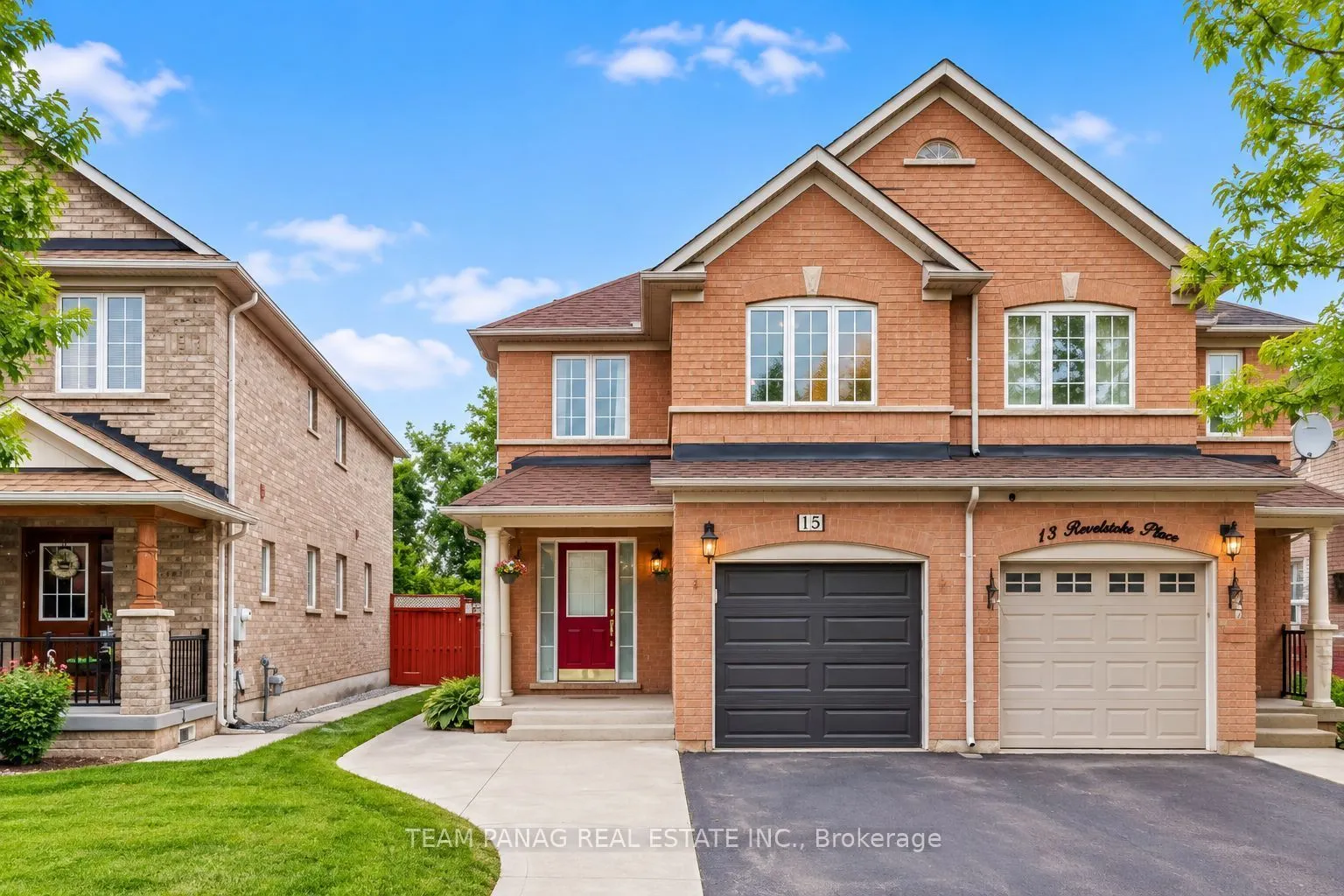 15 Revelstoke Place