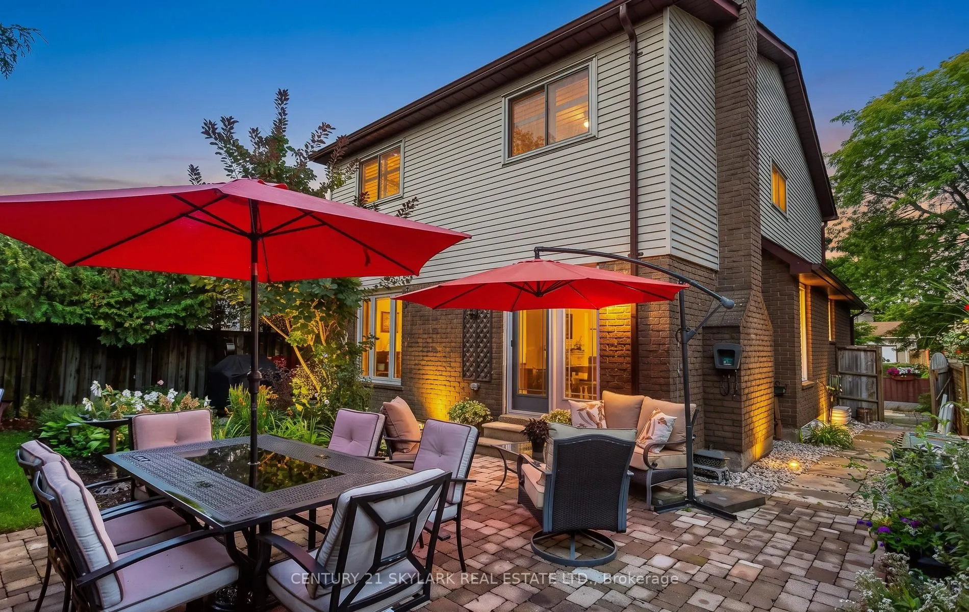 574 Sunnyvale Crescent